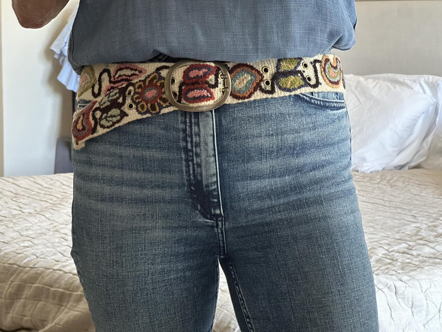 Andina Blossom Cream Embroidered Flower Belt