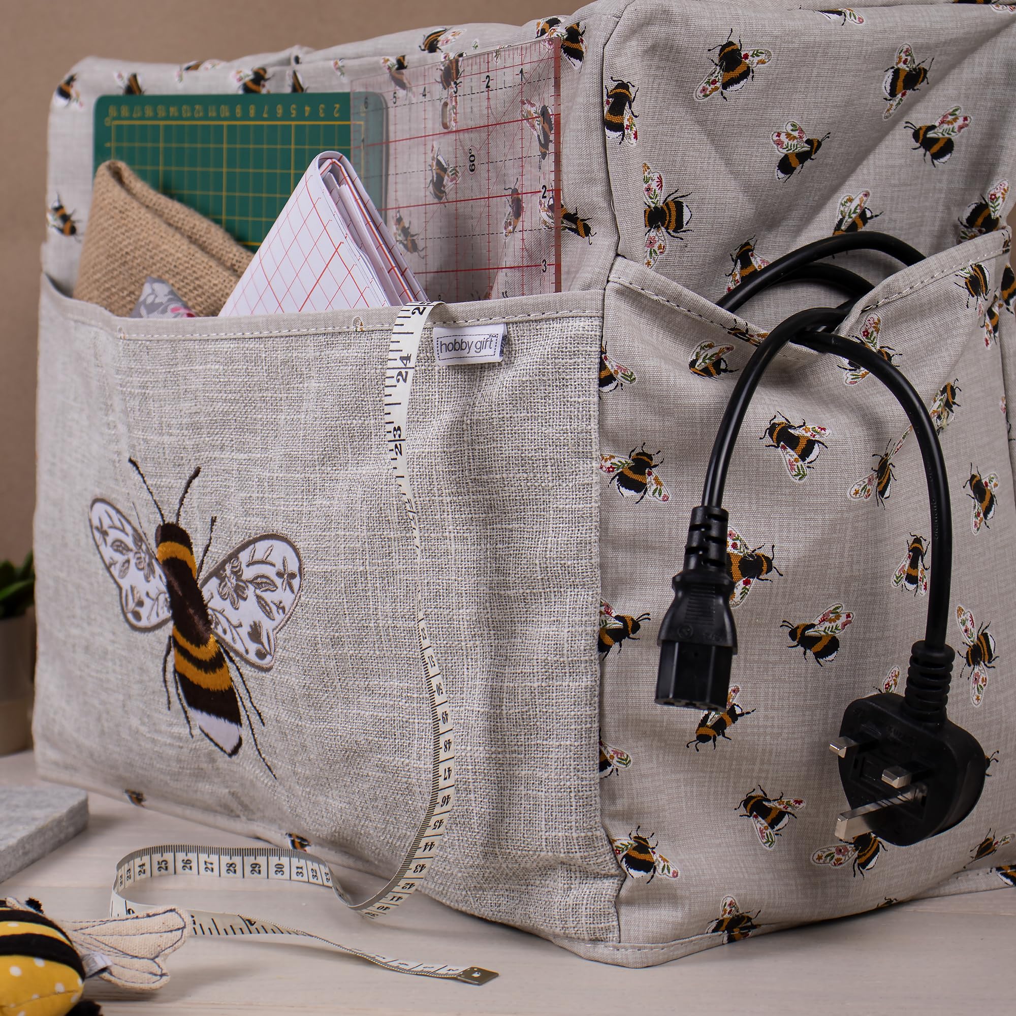 Hobby Gift Exclusive Sewing & Embroidery Machine Cover with Pockets, Dust, for Most Standard Machines Singer Brother 33.5 x 44 x 21cm, MRSMC 87