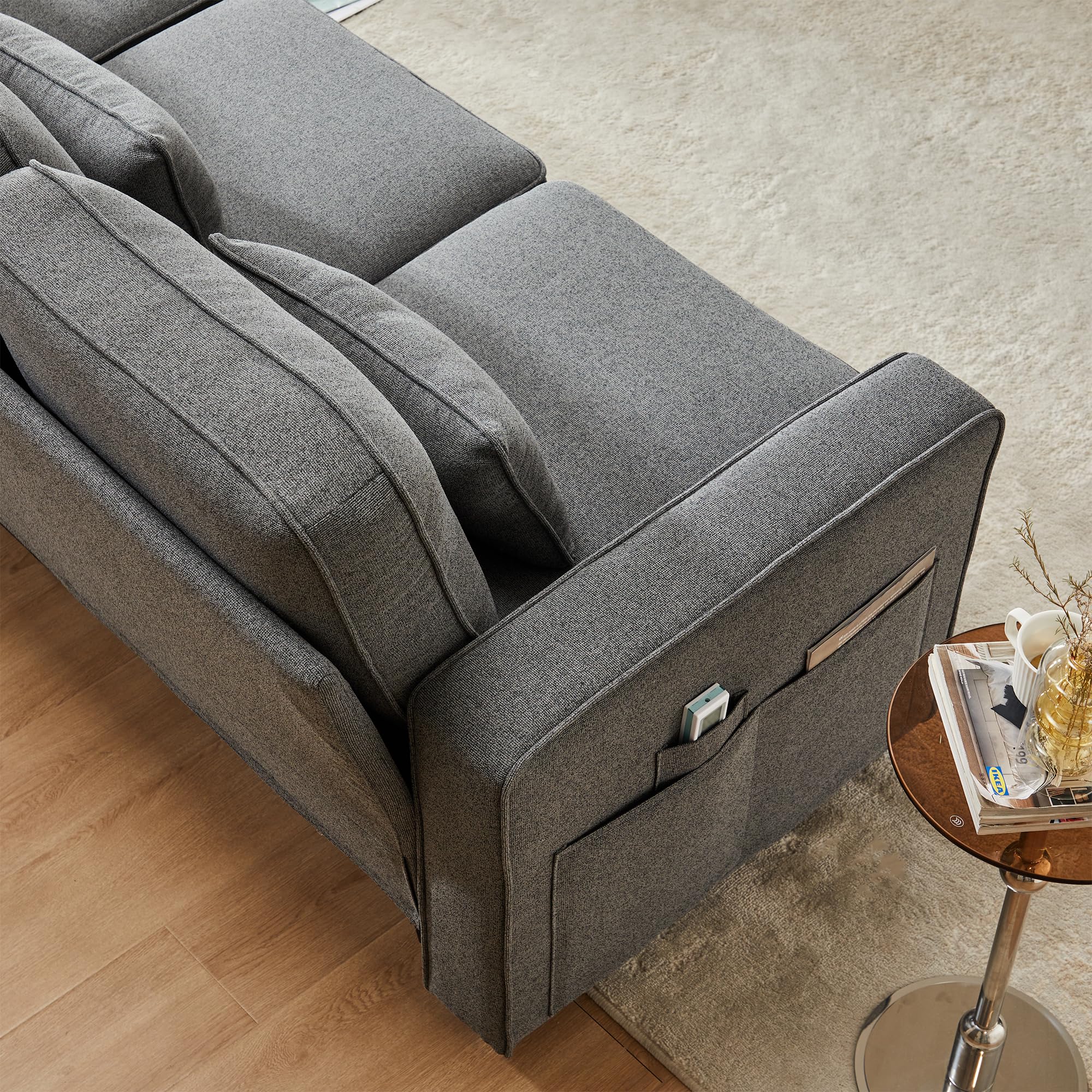 Soweiz Sofá moderno de 4 plazas de tela de lino, sofá de cuatro plazas con bolsillos para reposabrazos y 4 almohadas, estilo simple, adecuado para salón, apartamento, oficina, 3 opciones de color