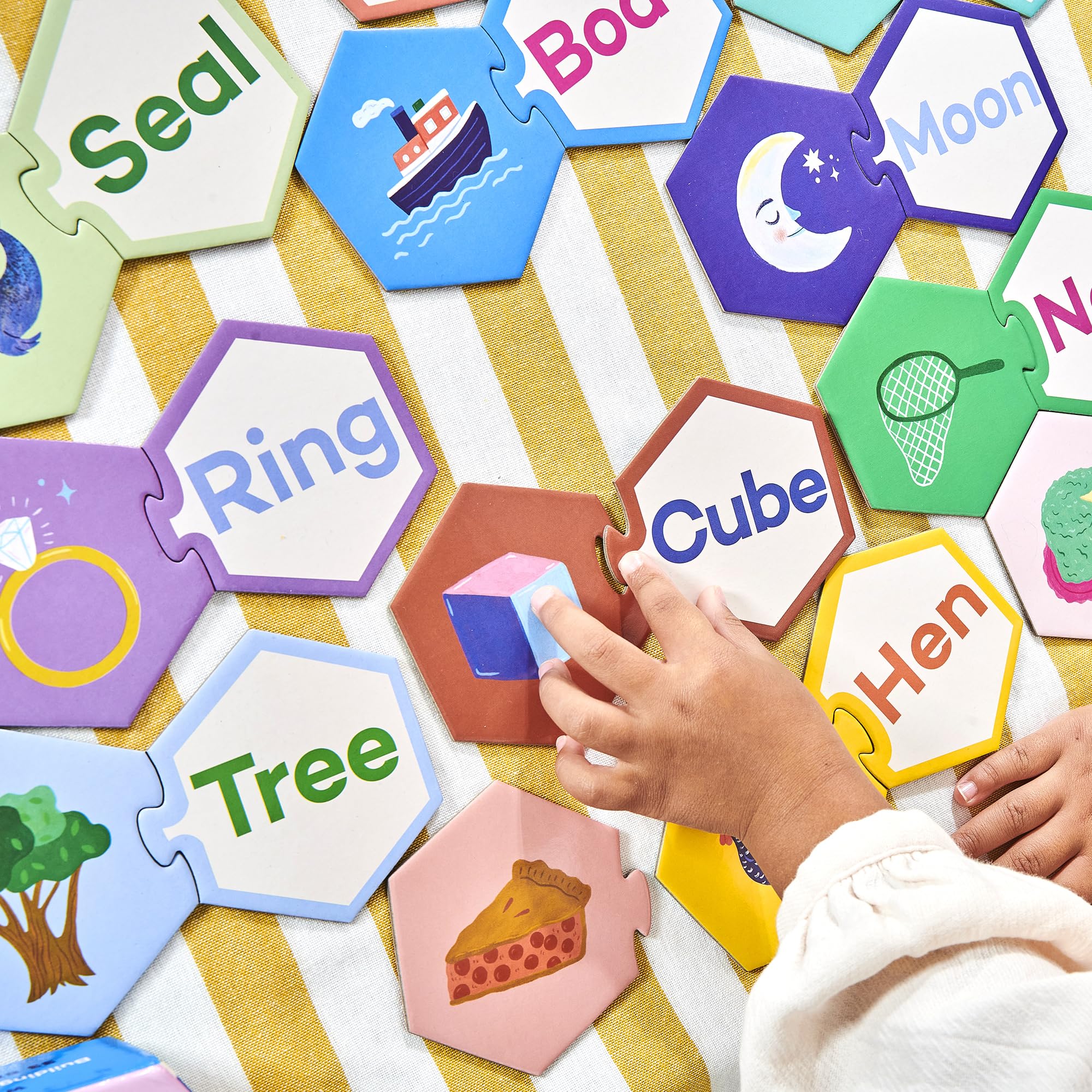 Fidget Game EeBoo: Hexagon Puzzle Pairs - Rhyming Words - 33 The Fidget ...