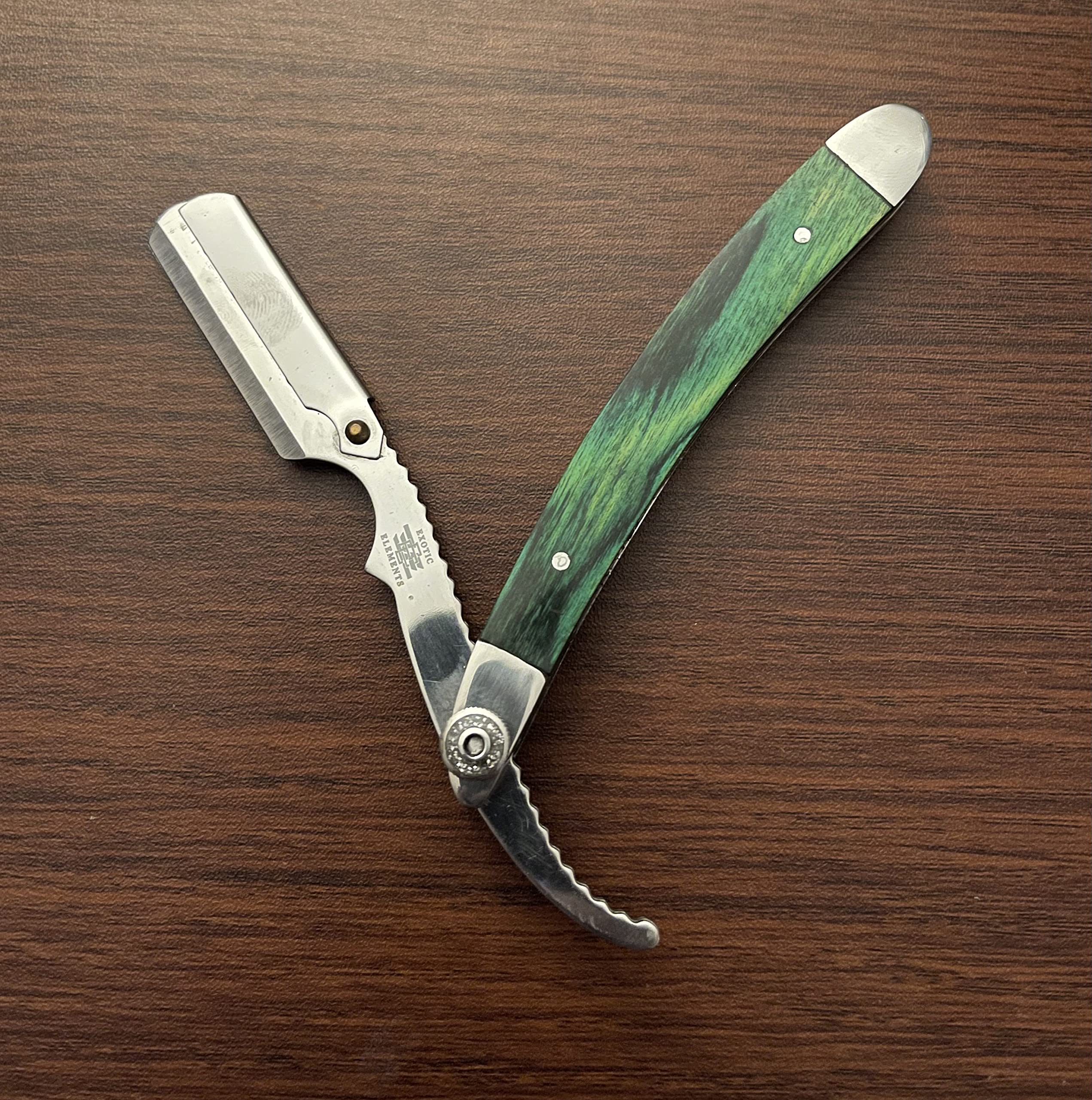 Professional and Personal Use Pro Level Shaving Straight Edge Razor Green Wooden Steel
