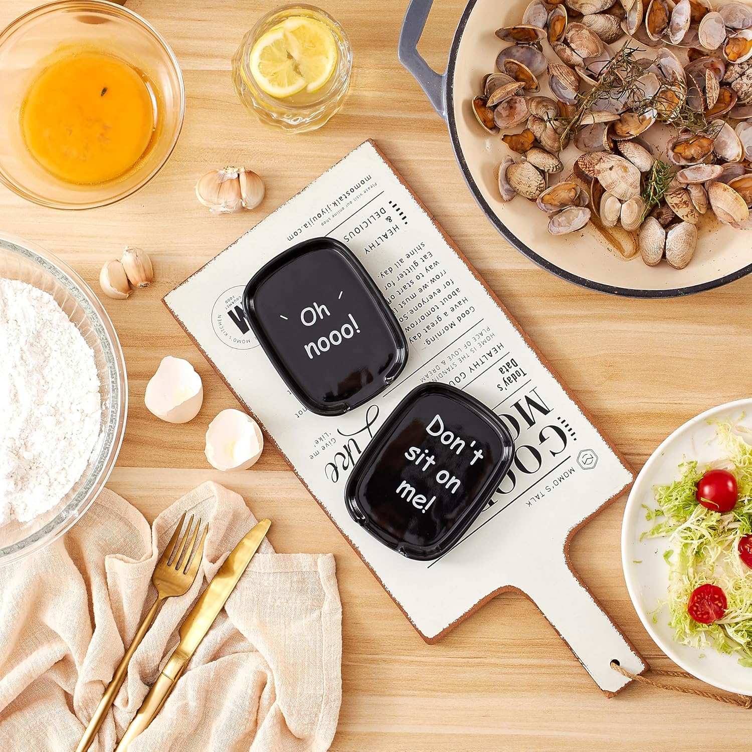 Swuut Kerámia Kanáltartó különböző konyhai eszközökkel