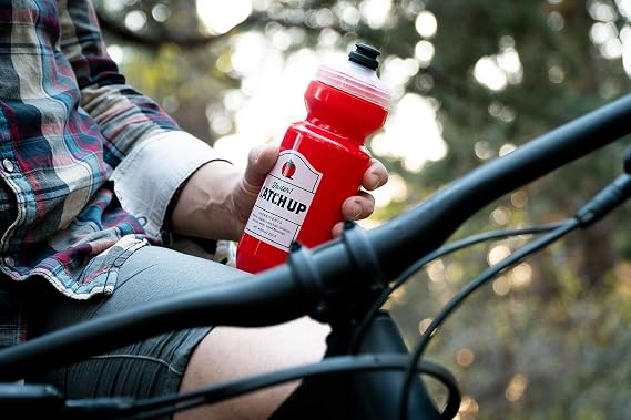 SPURCYCLE Catch Up Water Bottle - 22 Ounces, Purist, MoFlo Cap, Resists Stains, Flexible Bicycle Bottle