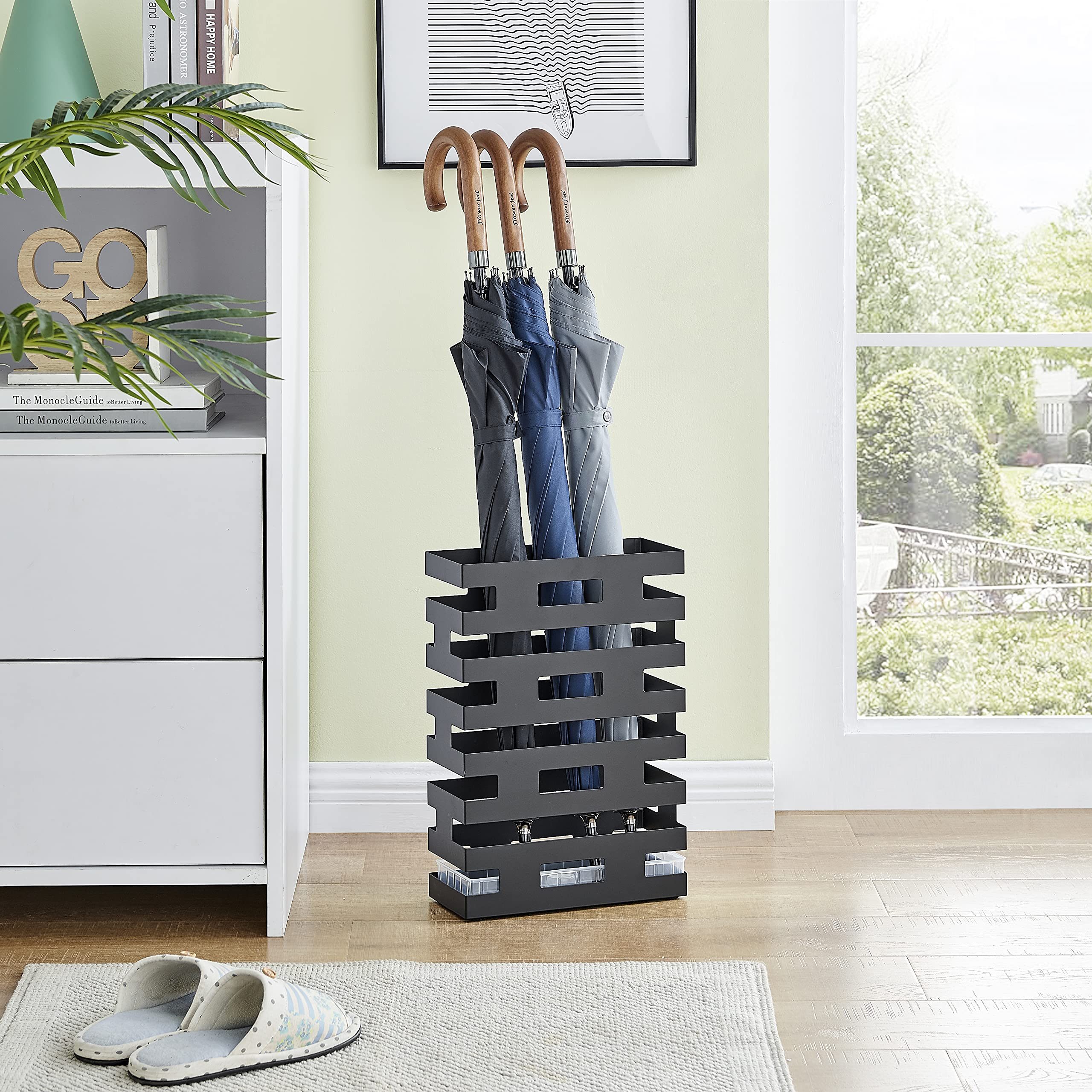 ACAZA Rechteckiger Schirmständer aus Metall mit Wasserbecken, schlichtes und modernes Design, Schwarz