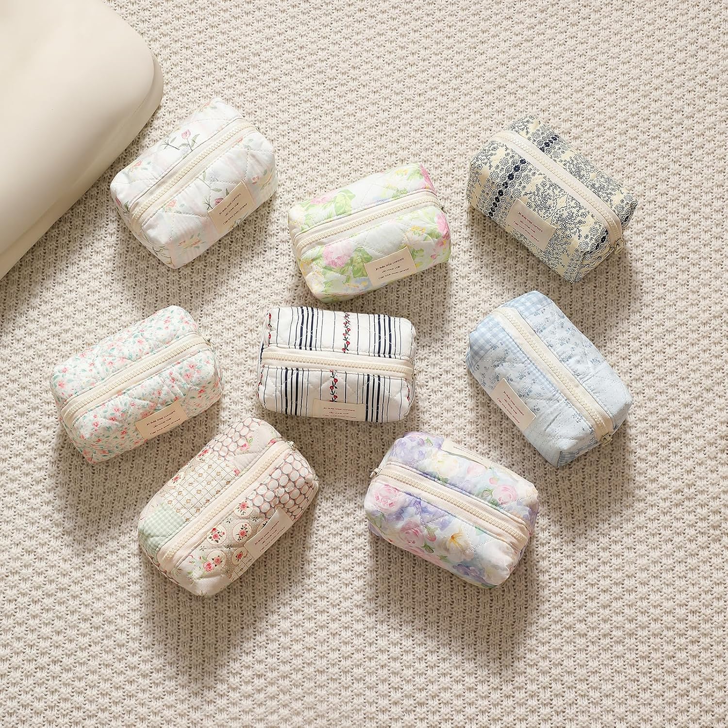 uekeboag Small Cute Floral Quilted Cotton Makeup Bag,Mini Coquette Quilted Cosmetic Pouch with Zipper,Kawaii Travel Toiletry Bags for Purse(01 Blue checked Flower) - Image 5