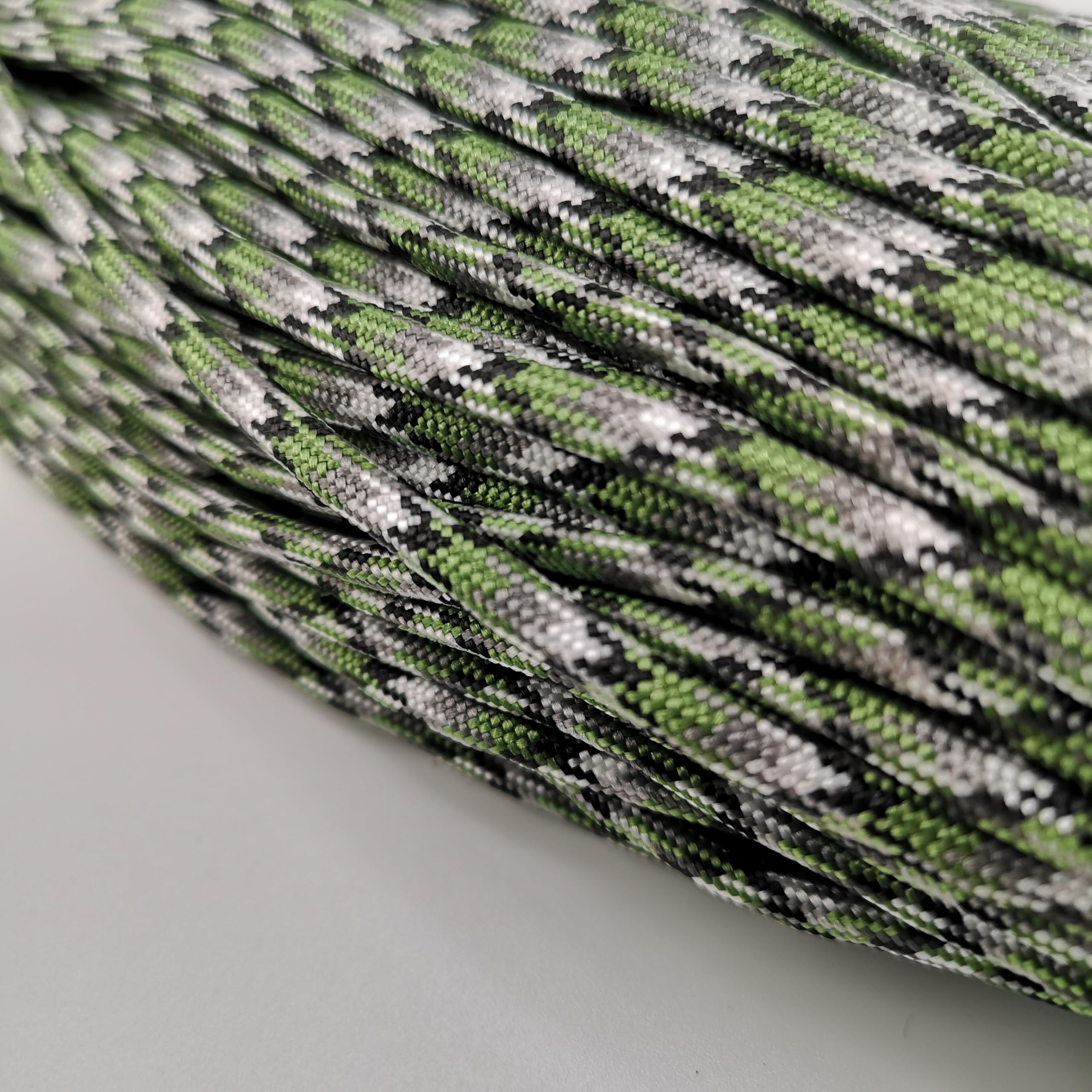 4mm Paracord – Secure Tents, Build Shelters & Handle Emergencies - Heavy-Duty Nylon Cord (Moss green camo, 10 meters / 32 ft)