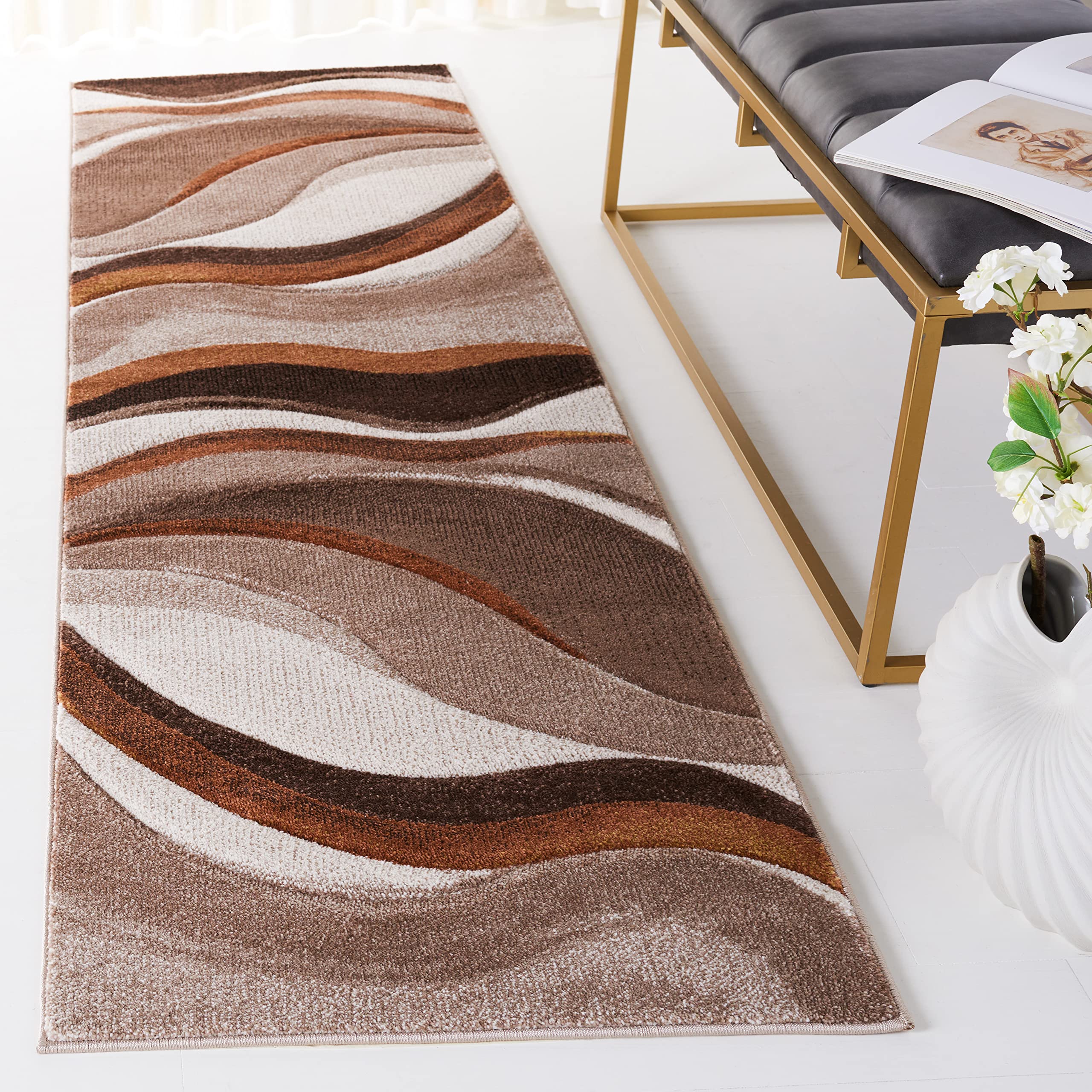 Tapis contemporain de salon beige marron Safavieh Hollywood tapis poil court 69 x 244 cm