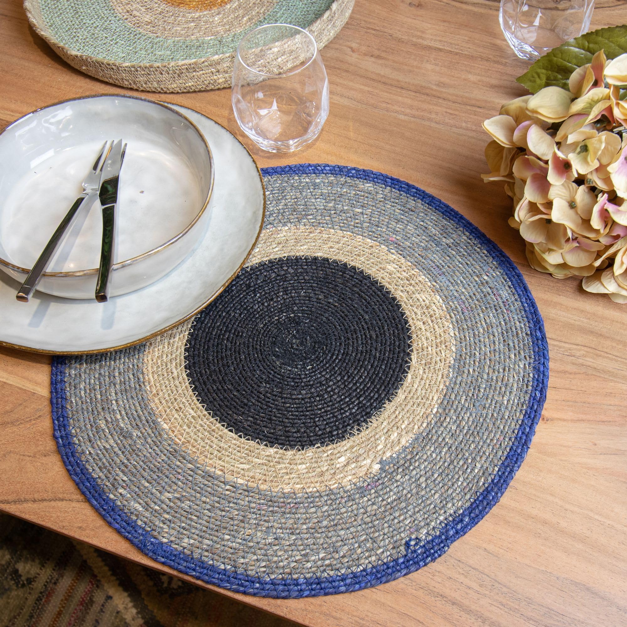 NOVASTYL - Lot 6 Sets de Table Luna Rond 38cm en jonc de mer Naturel et Bleu - 5014065