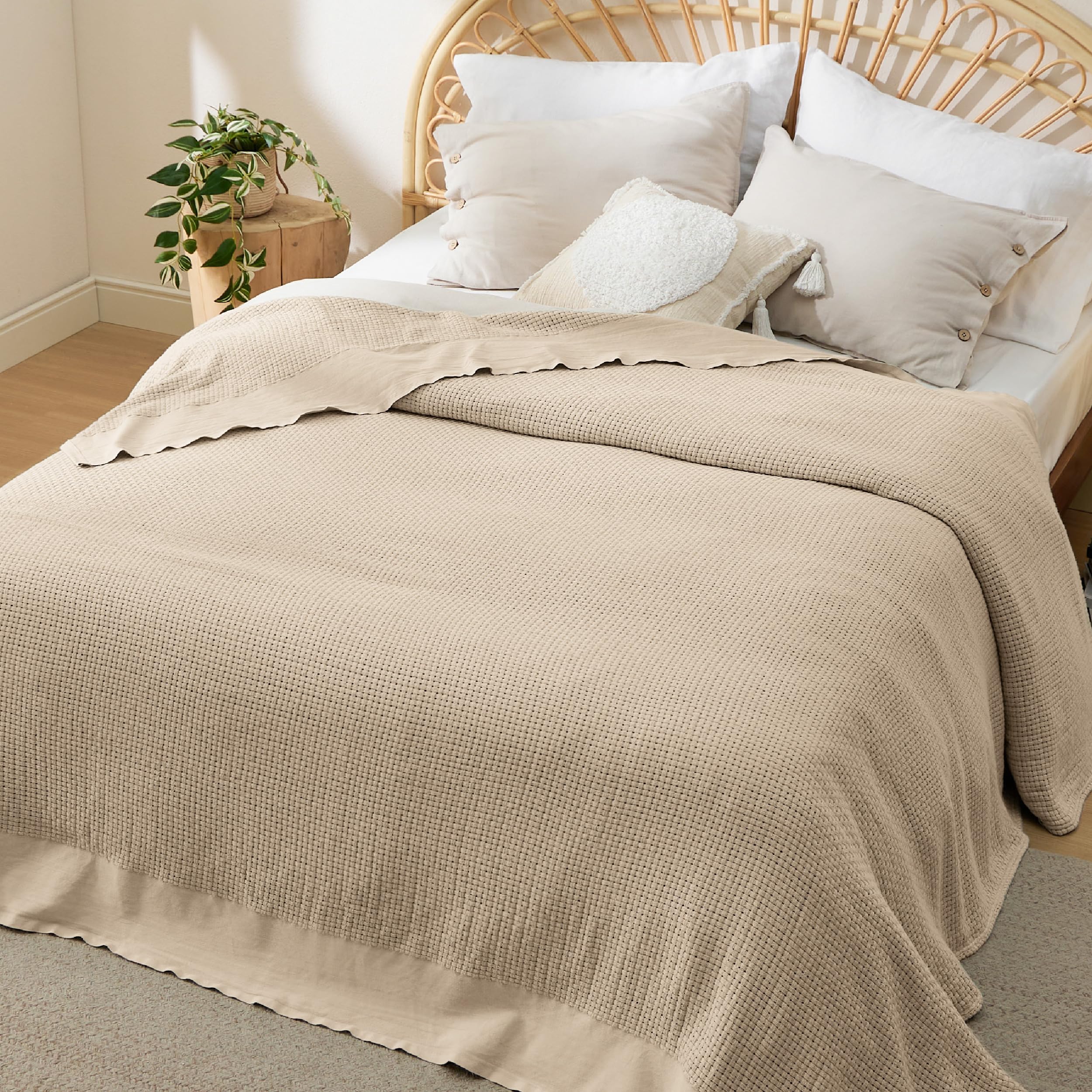 Bedsure 100% Cotton Blanket Queen Size for Bed - Breathable and Lightweight Thin Blanket for Summer, Soft Basket Weave Woven Blanket for Spring, Tan, 90x90 inches