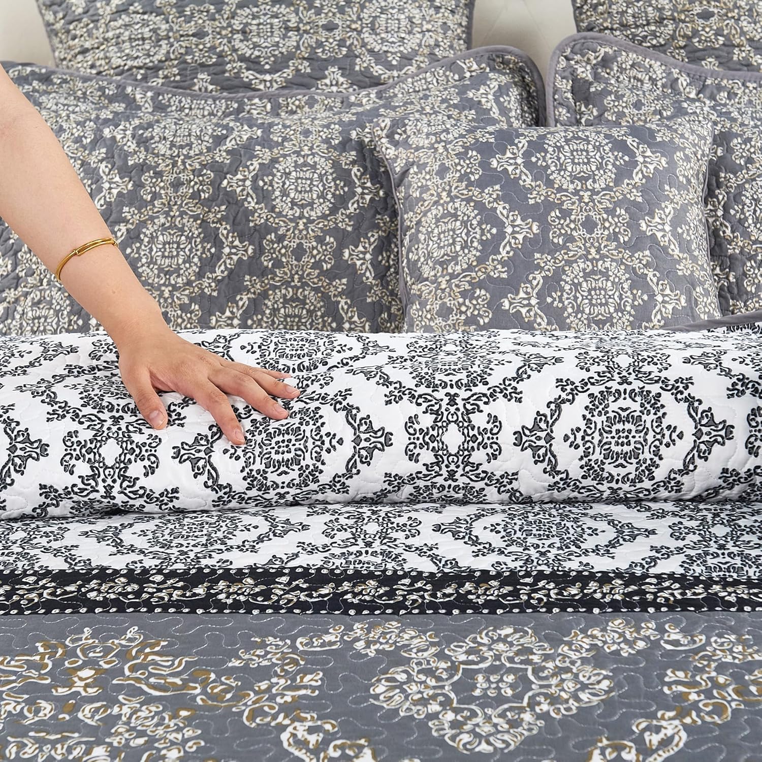 Mystic Modern & Contemporary Damask Coverlet Set
