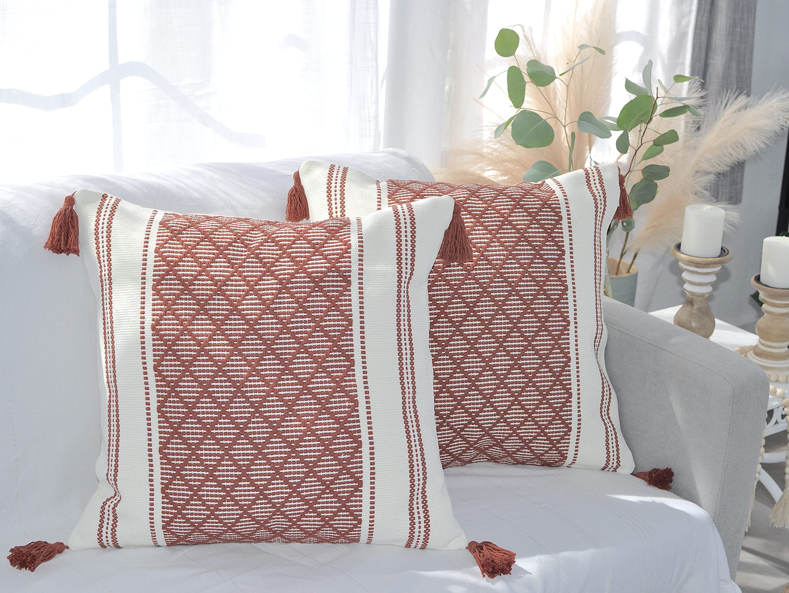 Federe decorative per cuscini in stile bohémien con nappe (marrone e bianco sporco, 50,8 x 50,8 cm, confezione da 2), federe per cuscini di design per divano, letto/fattoria in tessuto di cotone,