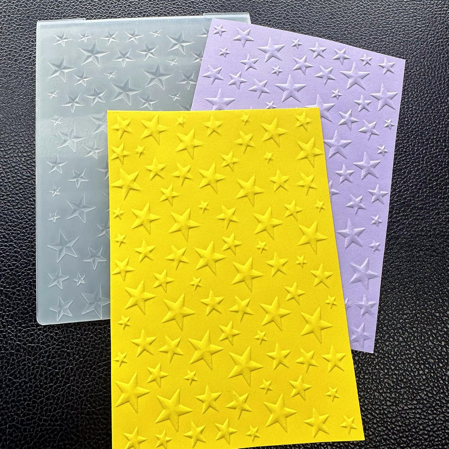 Arbuya 3D Stars Background Plastic Embossing Folders for Card Making Christmas Star Texture Embossing Template Mold for Scrapbooking Pages Paper Crafting Decoration 4"x6"