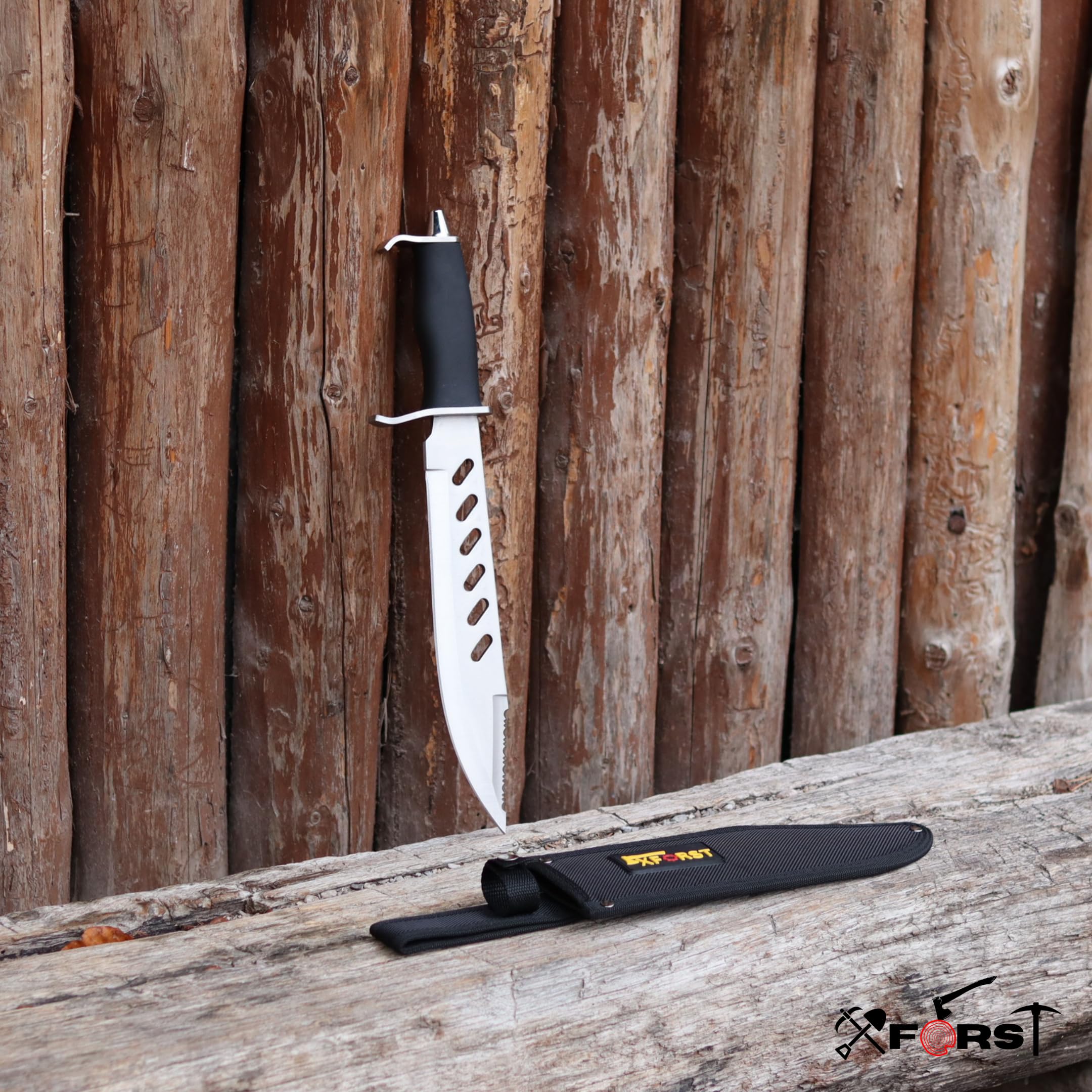 Xforst Rambo Machete - Hochwertiges Outdoor Survival Messer 38 cm Gesamtlänge, Kunststoffgriff und Aufbewahrungsscheide aus Oxford-Stoff