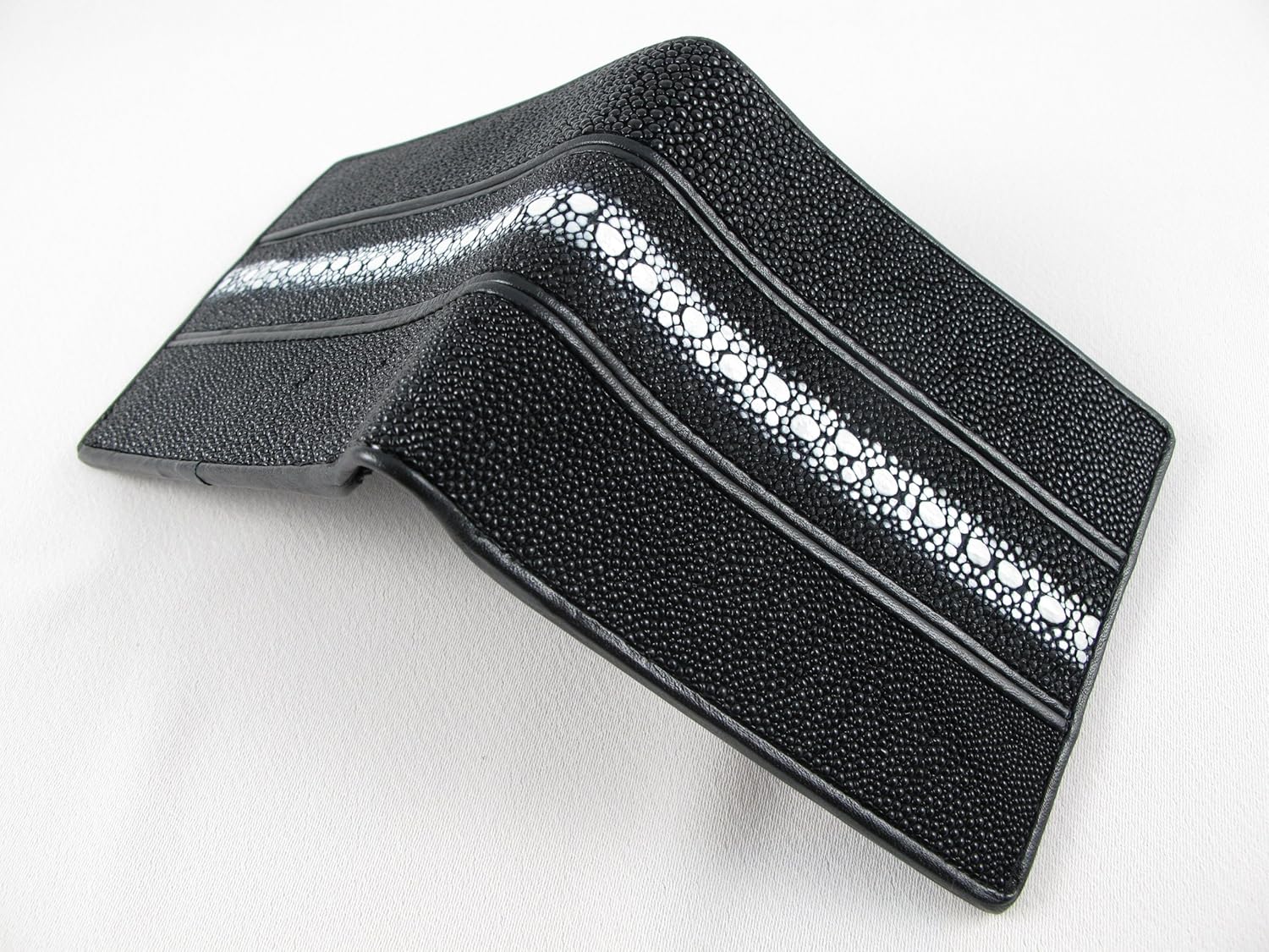 Genuine Row Diamond Stingray Skin Leather Bifold Wallet - Image 4