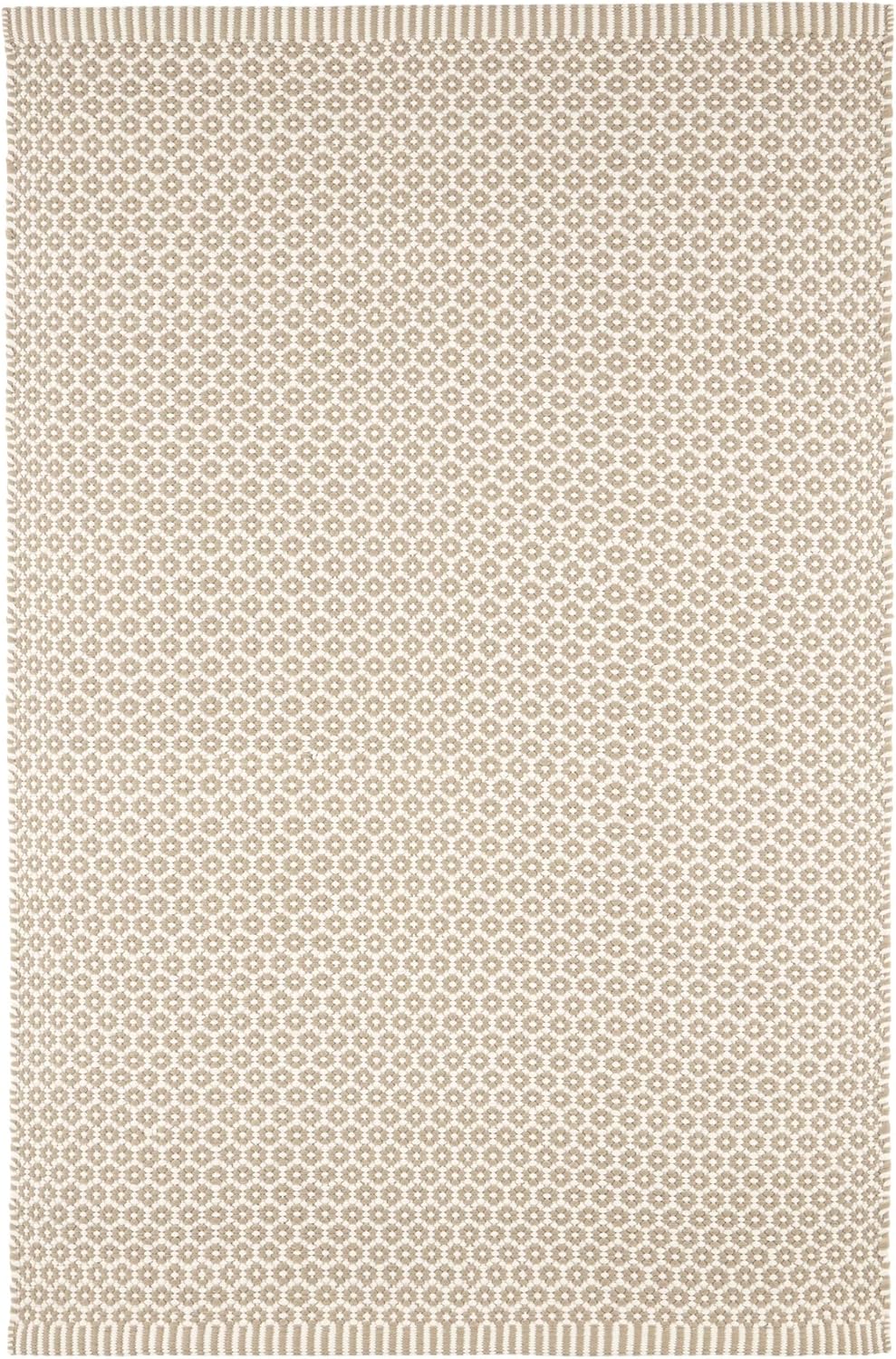 Dash and Albert Finn Indoor/Outdoor Area Rug - 2' x 3' Khaki Honeycomb Handwoven Accent Rug - Durable, Fade Resistant, High Traffic Friendly - Premium Luxury Hotel Quality Soft Breathable