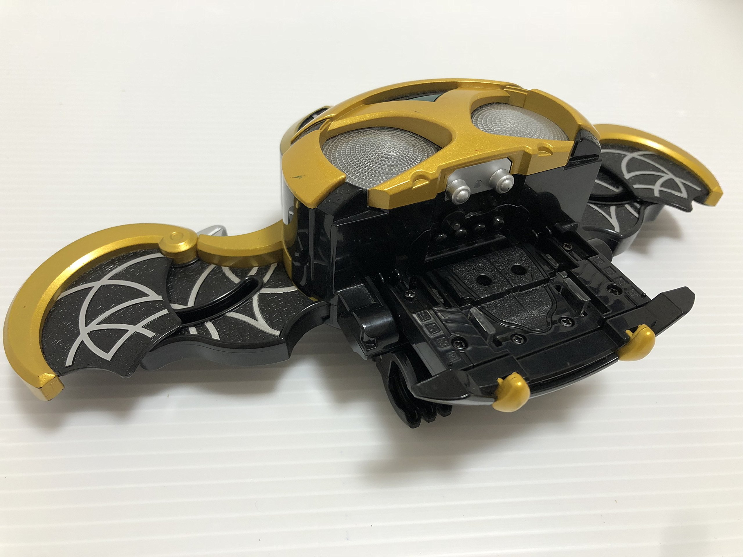 Amazon | 仮面ライダーキバ 変身ベルト&フエッスル DXキバットベルト  