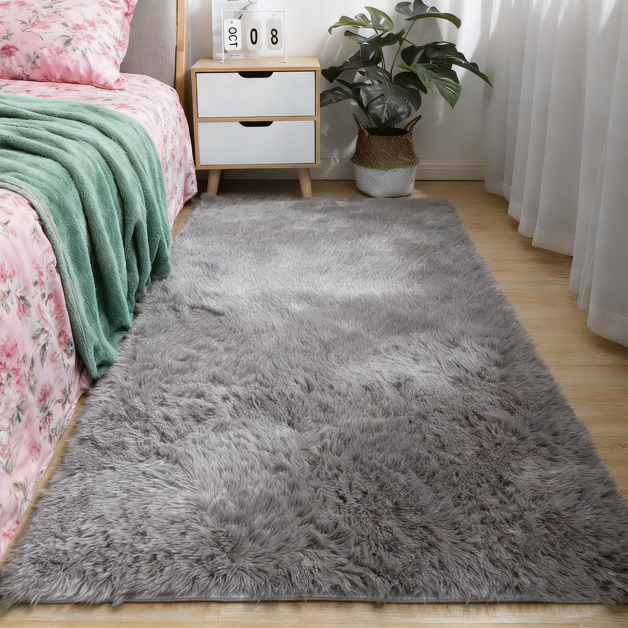 Tapis Chambre 100 x 170 cm Shaggy, Dessous Antidérapant, Ultra Doux, à Poils Longs Tapis Moelleux à Poils Lavable Antidérapant pour Chambre avec Dessous, Gris Clair