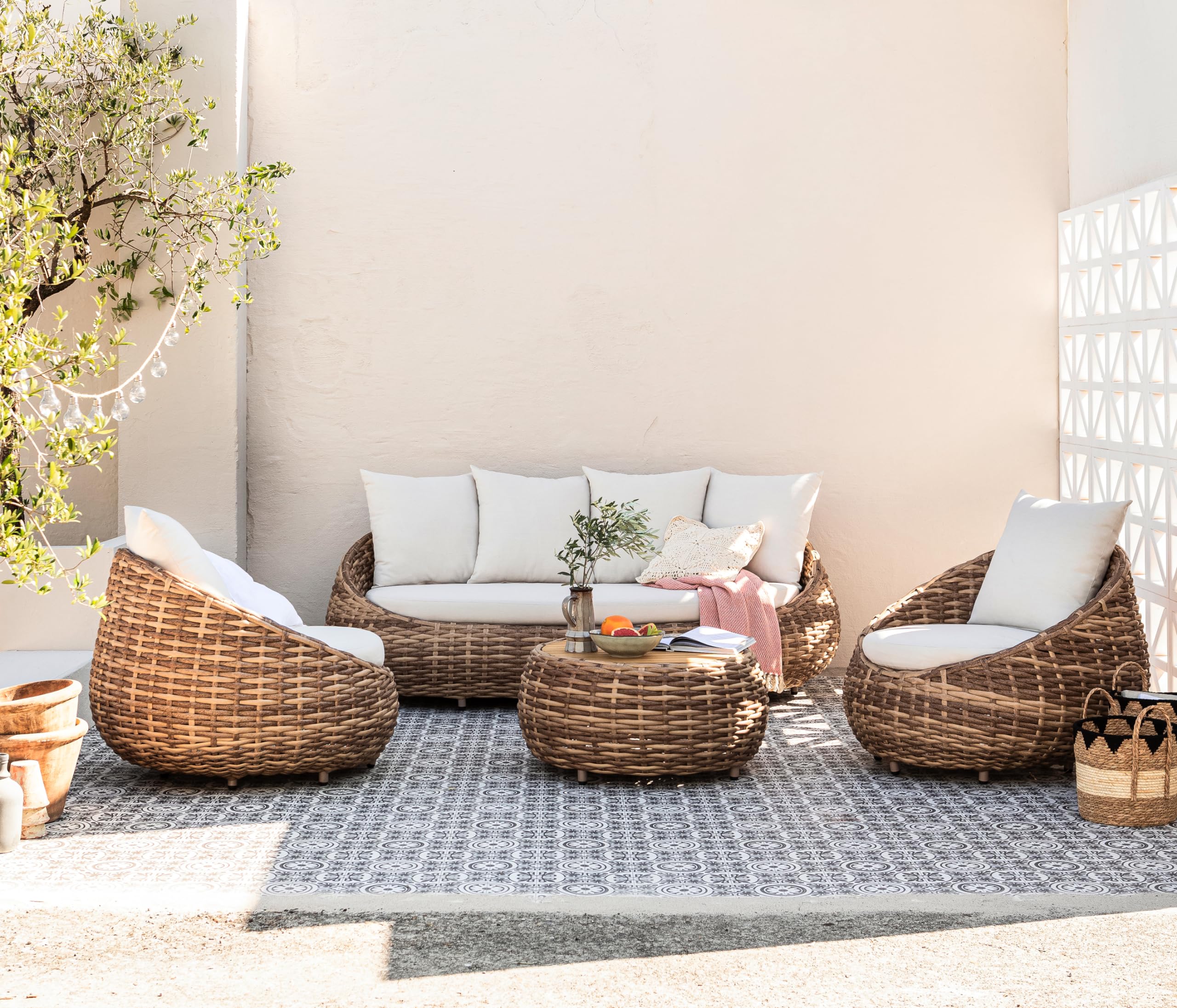 Dehner Sessel Tulum, Geflechtsessel wetterfest, Lounge Möbel Outdoor, 97 x 95 x 76 cm, Aluminium / Kunststoff / Polyester, braun / weiß