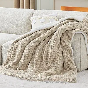 Bedsure sherpa fleece throw blanket