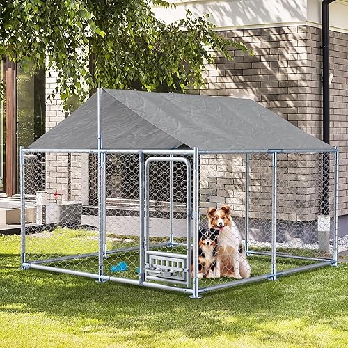 Grepatio Perrera para perros al aire libre de 7.5 x 7.5 pies con techo, recinto exterior para perros con 2 comederos giratorios, cerca para perros
