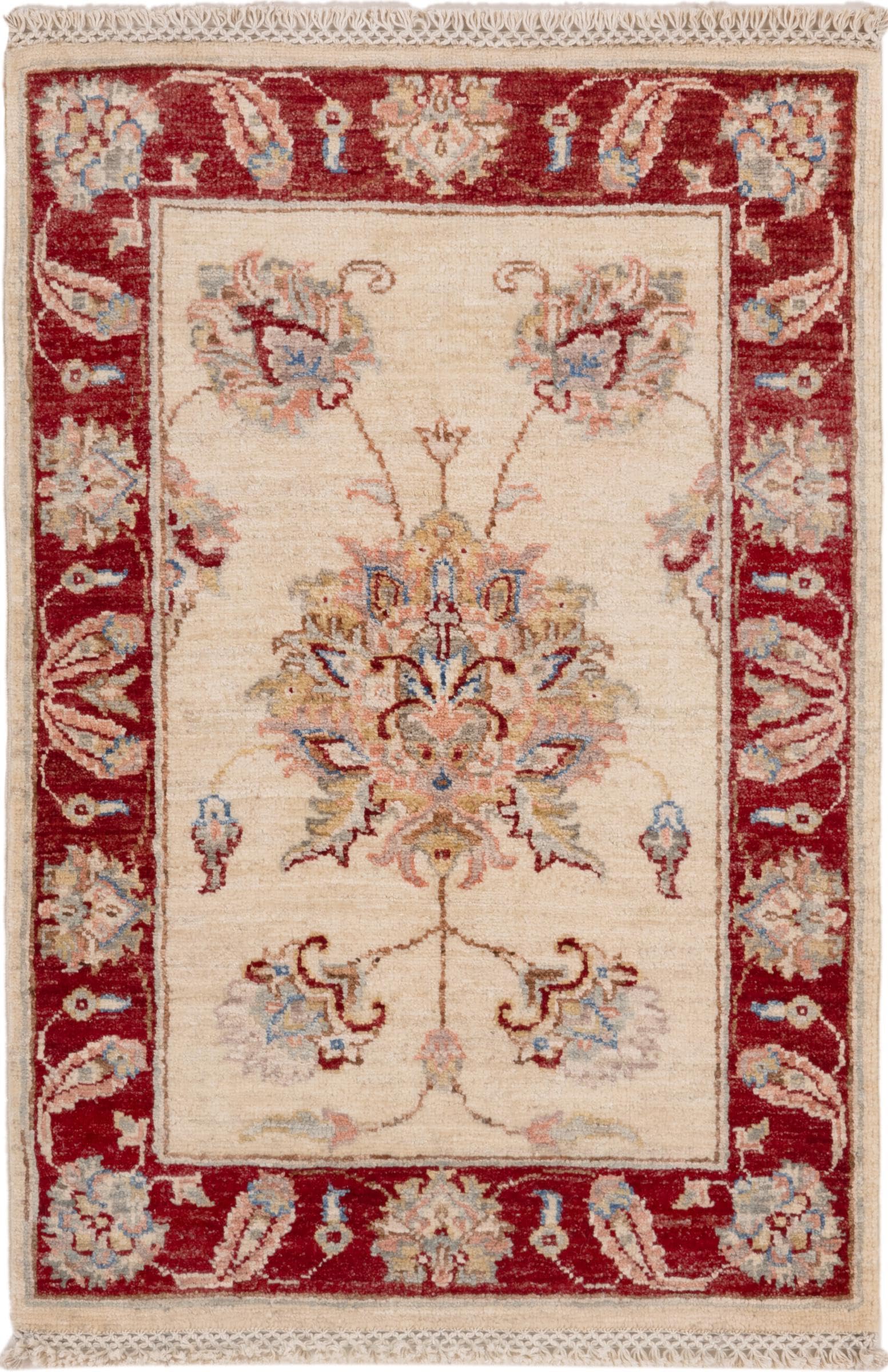 Tapis d'Orient Ziegler Farahan en laine pour créer un coin lecture chaleureux