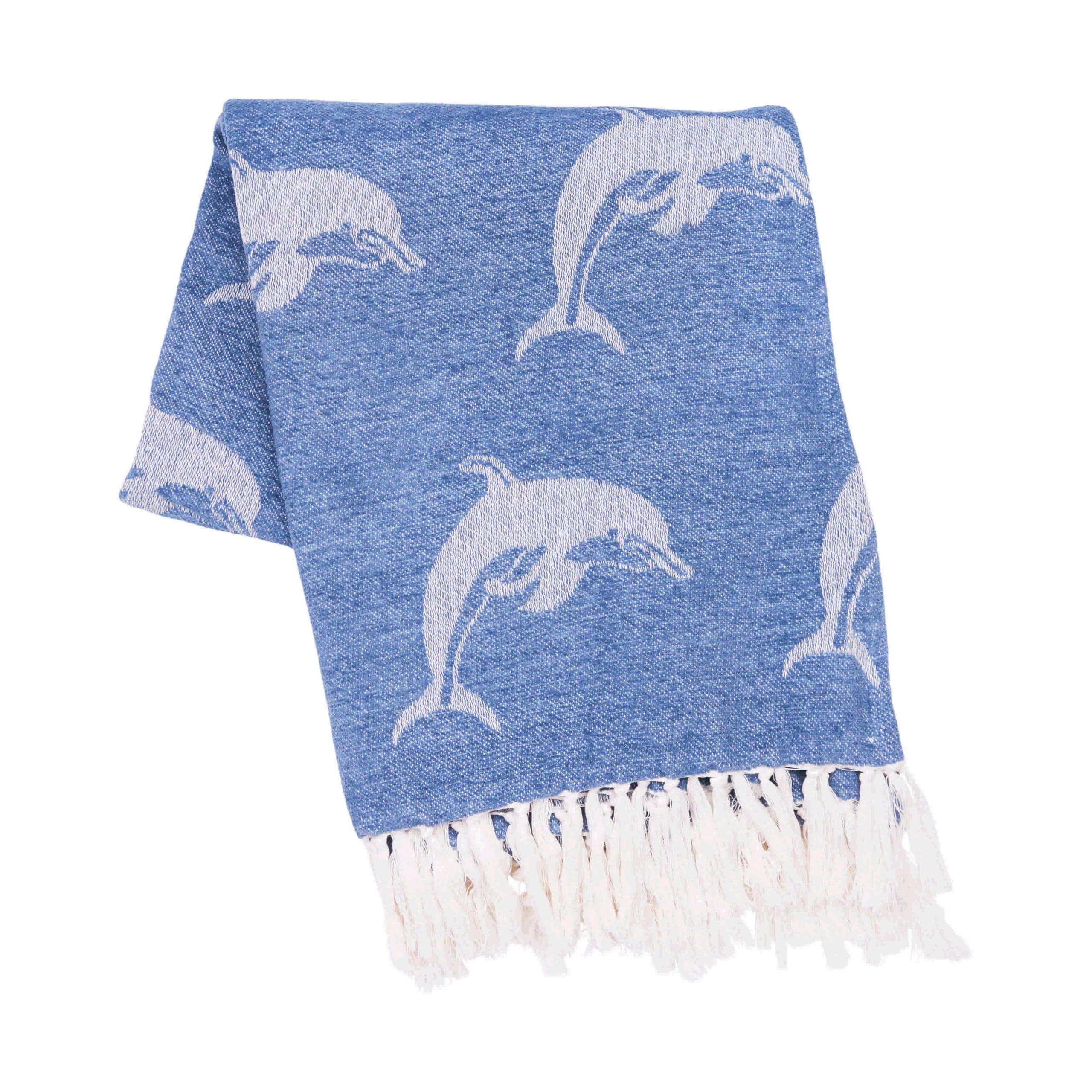 Couverture bleue dauphin pour réchauffer les cœurs au salon