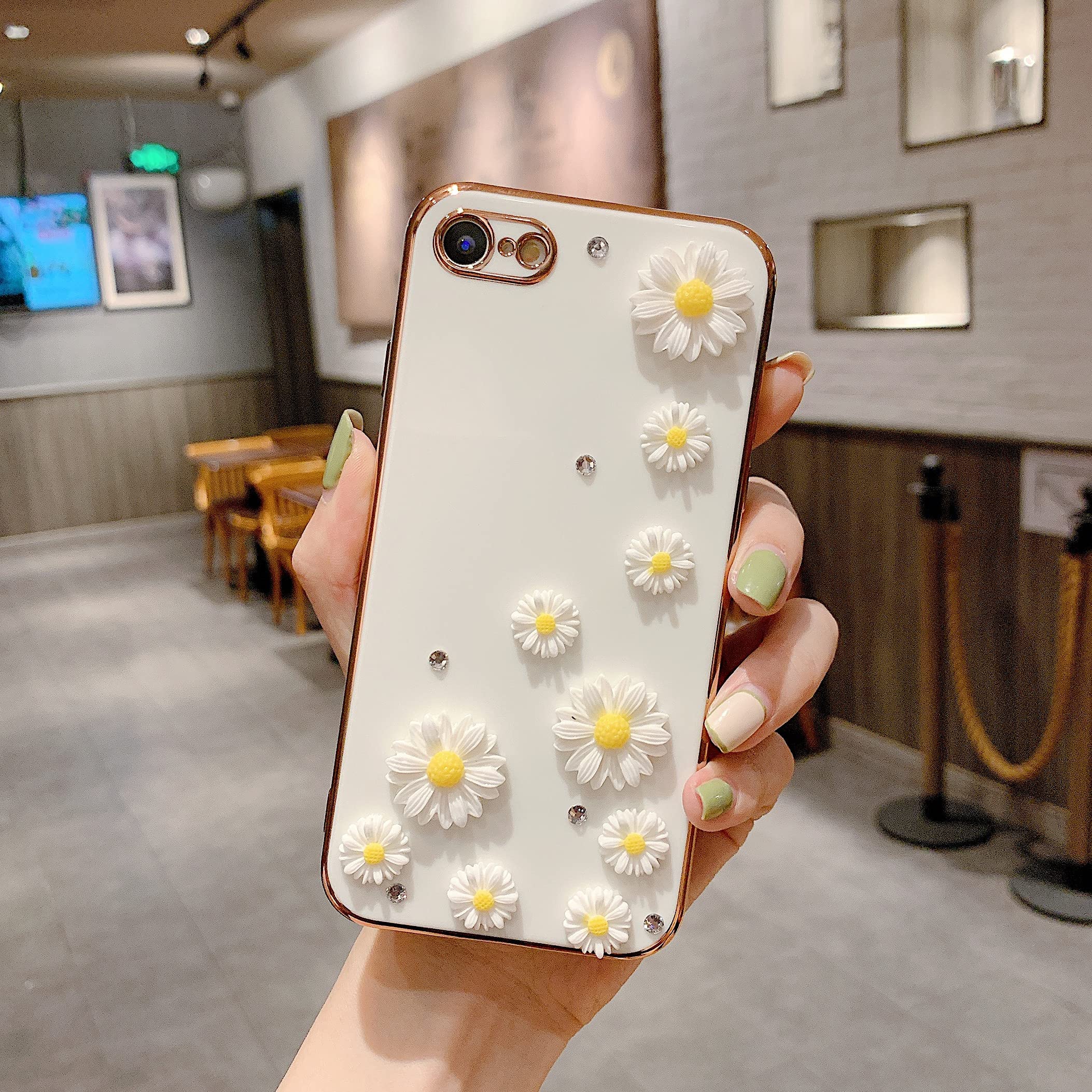 Apple - daisy　iPhone8 Apple adds Earth Day donations to trade-in and recycling