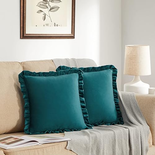 GIGIZAZA Juego de 2 fundas de almohada de lujo de 18 x 18 pulgadas, fundas decorativas de terciopelo con volantes para sofá Verde azulado