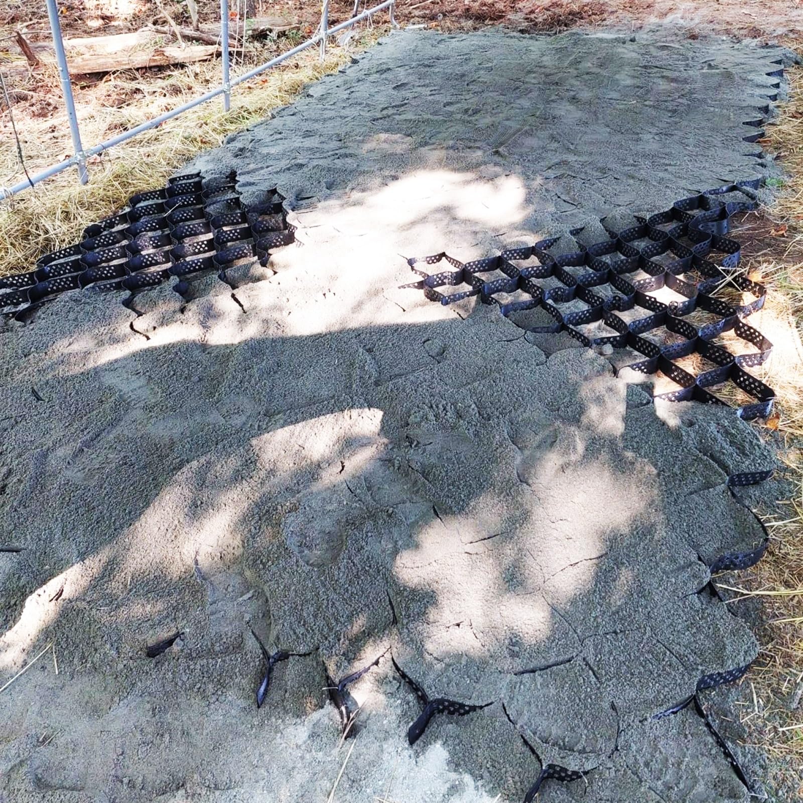 Siatka kontroli błota, przepuszczalny stabilizator kostki o strukturze plastra miodu, do żwirowych podjazdów i ścieżek, 6 m x 10 m, rozwiązanie krajobrazowe do stabilnych obszarów
