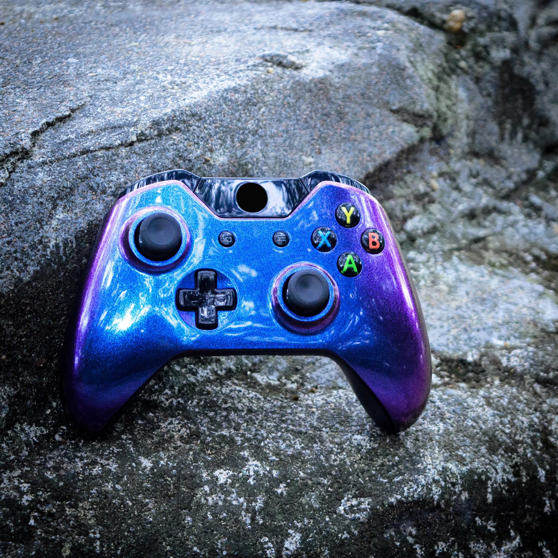 eXtremeRate Cover Custodia Copertura Frontale Guscio Anteriore Scocca Ricambio per Xbox One Standard Controller con/senza Porta per Jack da Cuffie 3,5mm(Camaleonte Viola Blu)