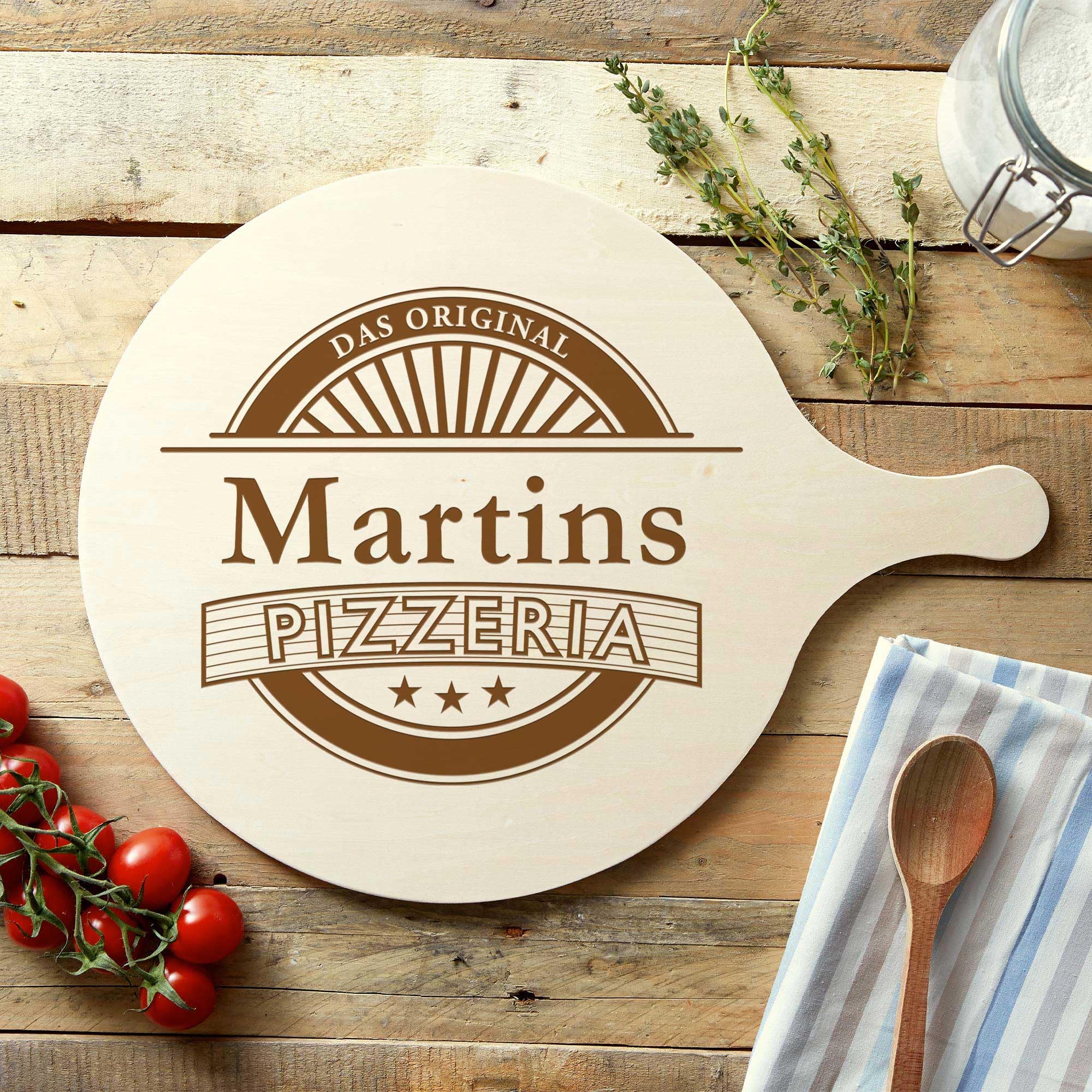 Pizzabrett mit Gravur, Pizzateller mit Name, Personalisiertes Schneidebrett, Holz Serviertablett, Pizza Servierbrett, Großer Holzteller, Servierplatte, Küchenzubehör, Geschenke für Frauen und Männer