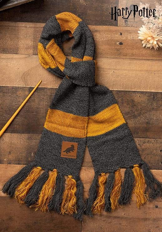 elope The Harry Potter Vintage Hogwarts Hufflepuff Scarf Standard
