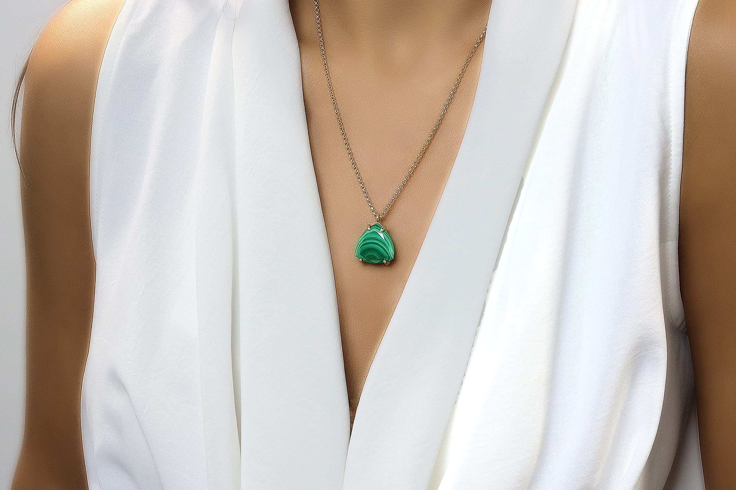 Collar de Joyería de Malaquita Trillón Vibrante - Collar de Piedras Preciosas Curativas Personalizado - Collares Únicos, Collares de Cristal, Collares de Declaración - Joyas Hechas a Mano para Mujeres