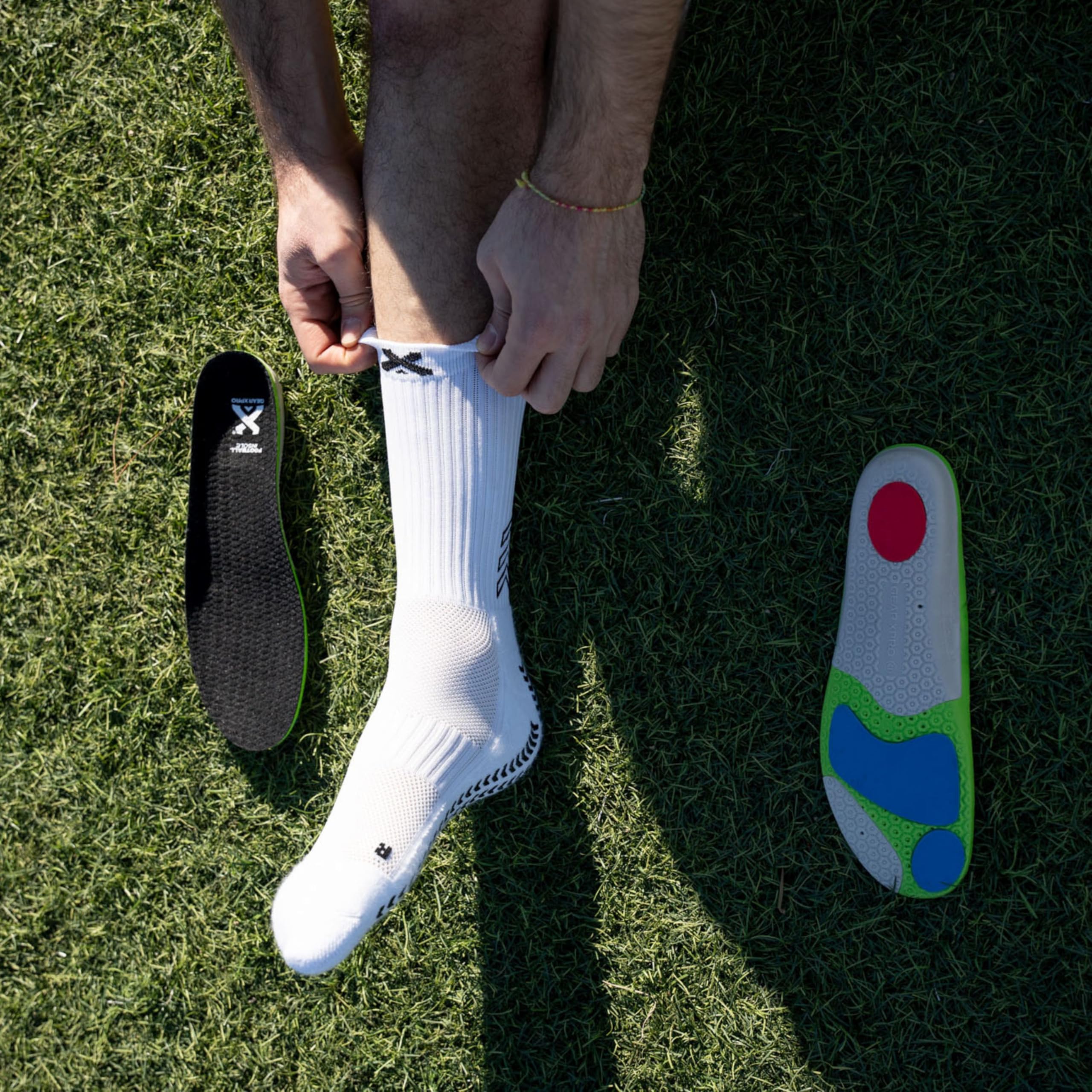 GEARXPro - Solette Sportive per Scarpe da Calcio - Ammortizzazione EVA - Massimo Comfort - Protezione Urti - Riducono il Rischio di Infortuni - Traspiranti - Unisex, Adulto (44, 1, unità)