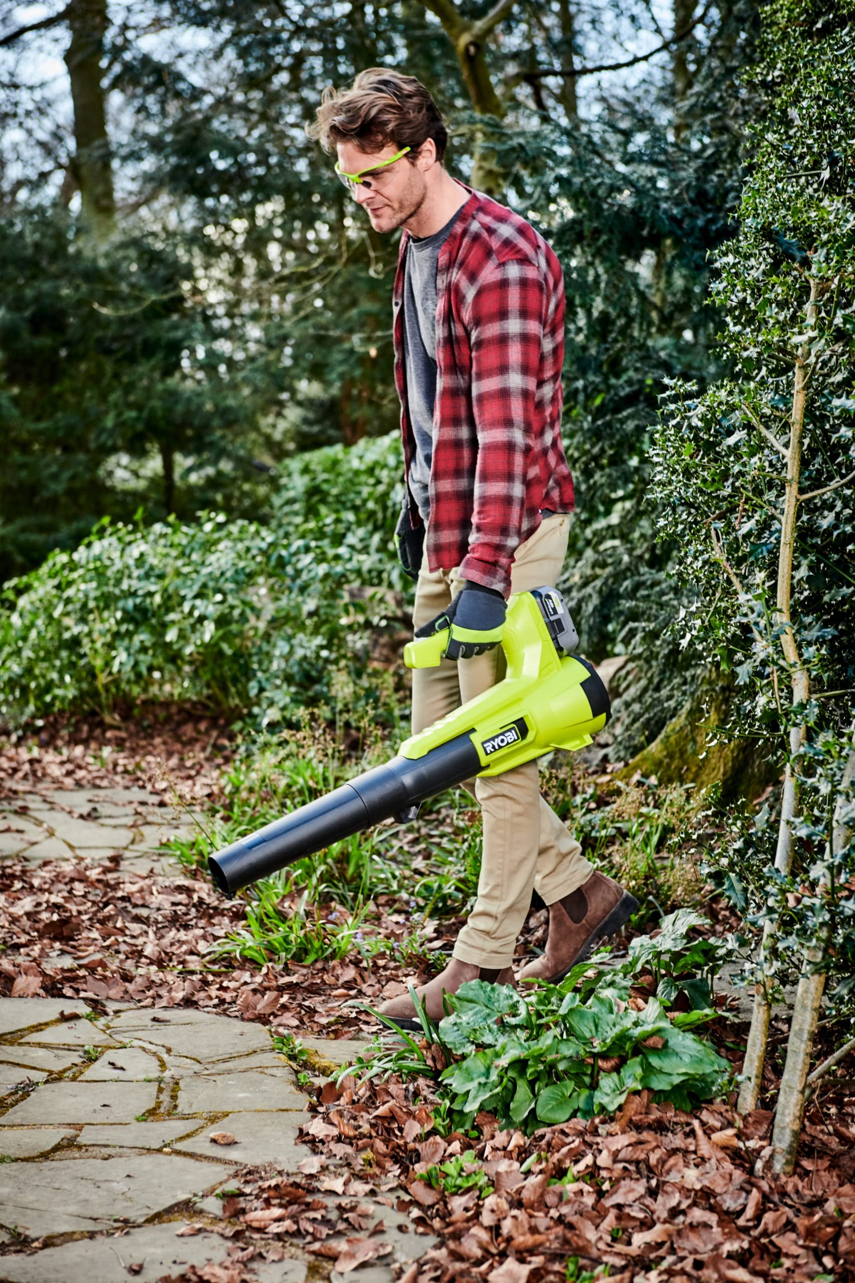 Ryobi Dmuchawa 18V RY18BLA-0, Stała Prędkość, Prędkość Powietrza 145 km/h, Objętość Powietrza 7.1M3/min, Wentylator Osiowy, Wersja bez Akumulatora i Ładowarki
