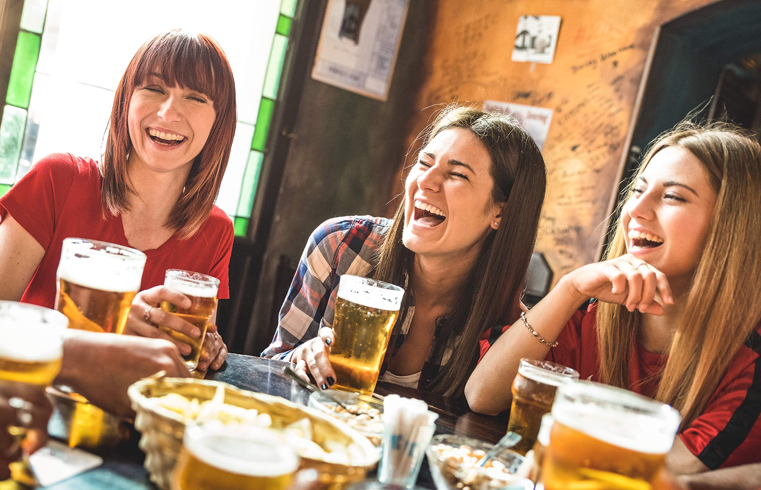MAHOU CLASICA Bier Dosen 4.8% Alkohol. Seit 1993 begleitet Mahou Clásica Ihre besonderen Momente. Beer, Sor, Ol, Cerveza, Piwo, Olut, Biere, пиво, biere der welt, mahou bier, bier set (36 dosen, 0,33 l)