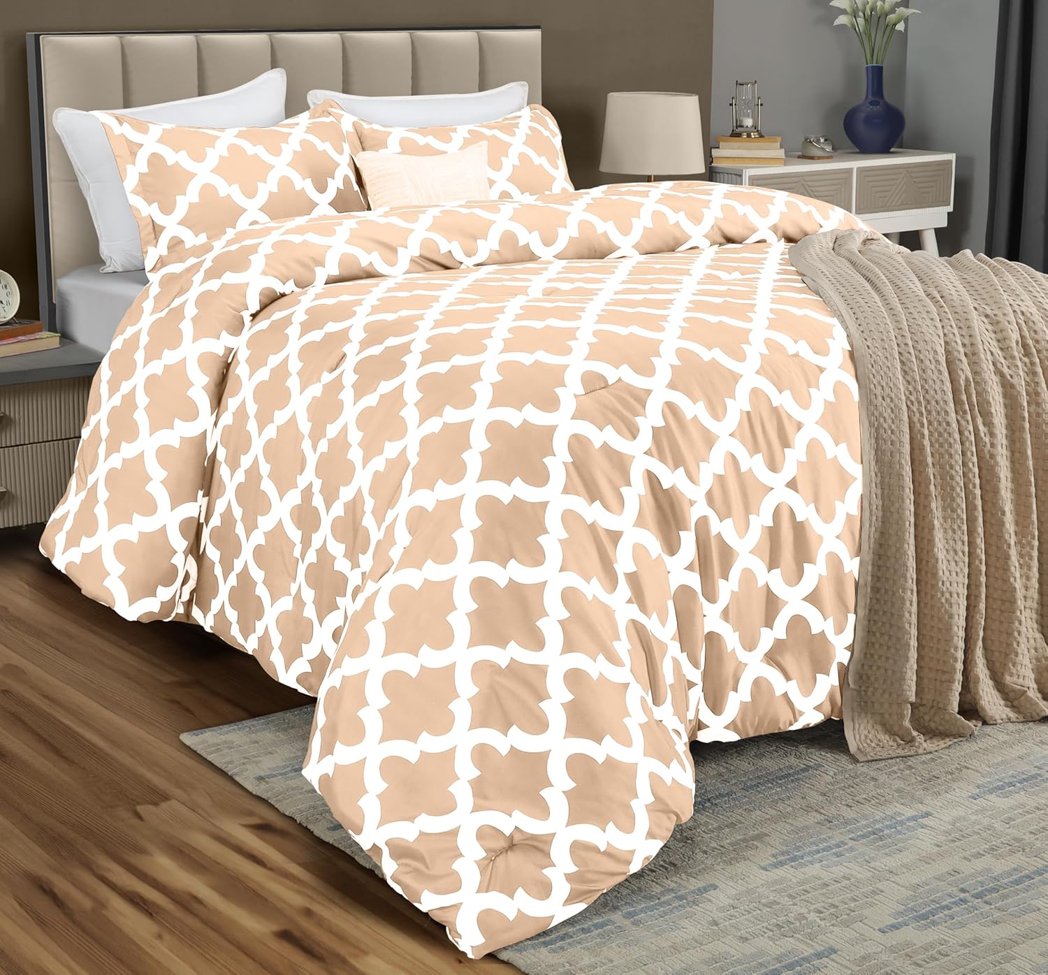 Utopia Bedding King Comforter Set Beige, Printed Comforters King Size, 3 Piece Lightweight All Season Down Alternative Bedding Set with 1 Comforter (90 x 102 in) and 2 Pillow Shams (20 x 36 in)