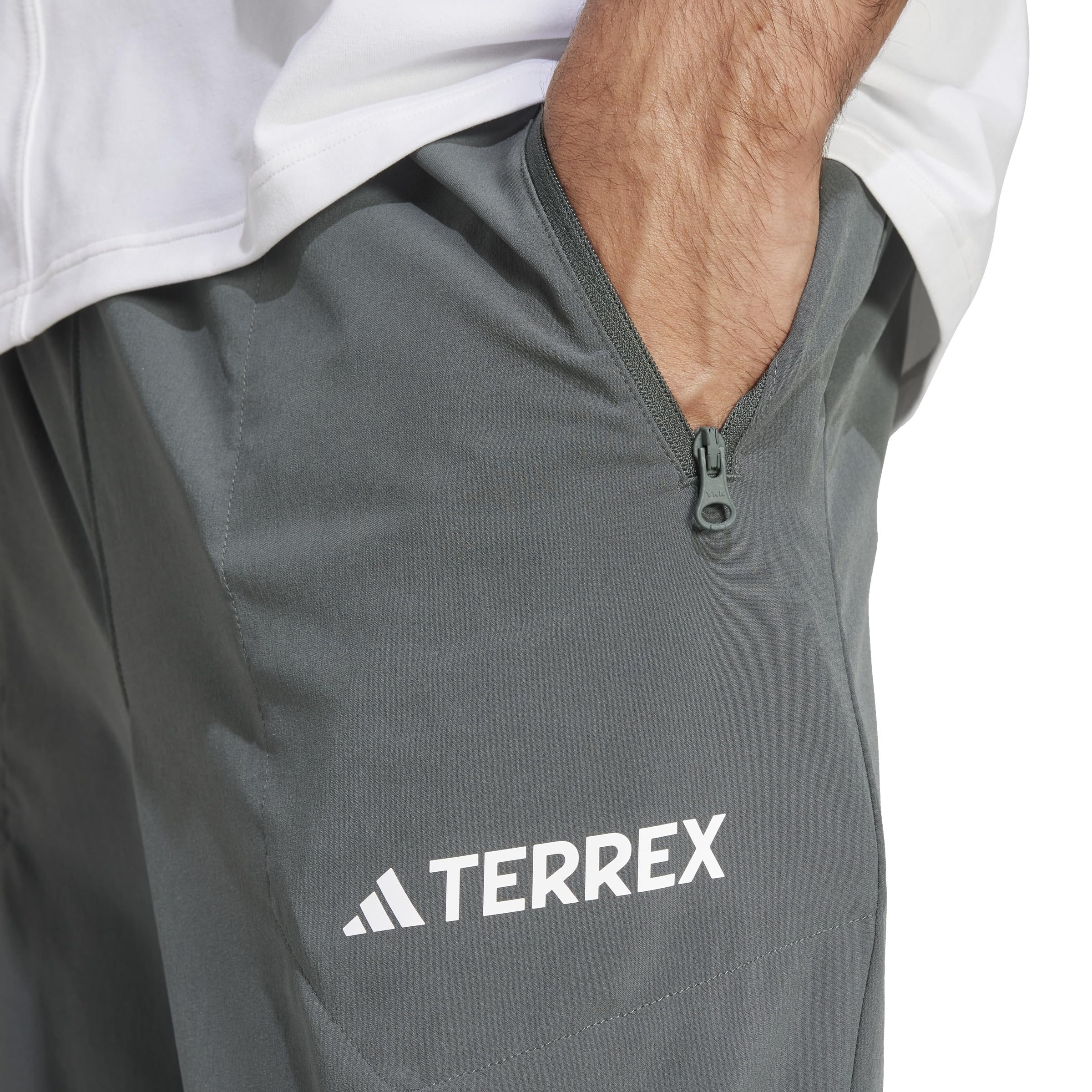 adidas Uomo Terrex Multi Essentials Stretch Pants, Legend Ivy, M