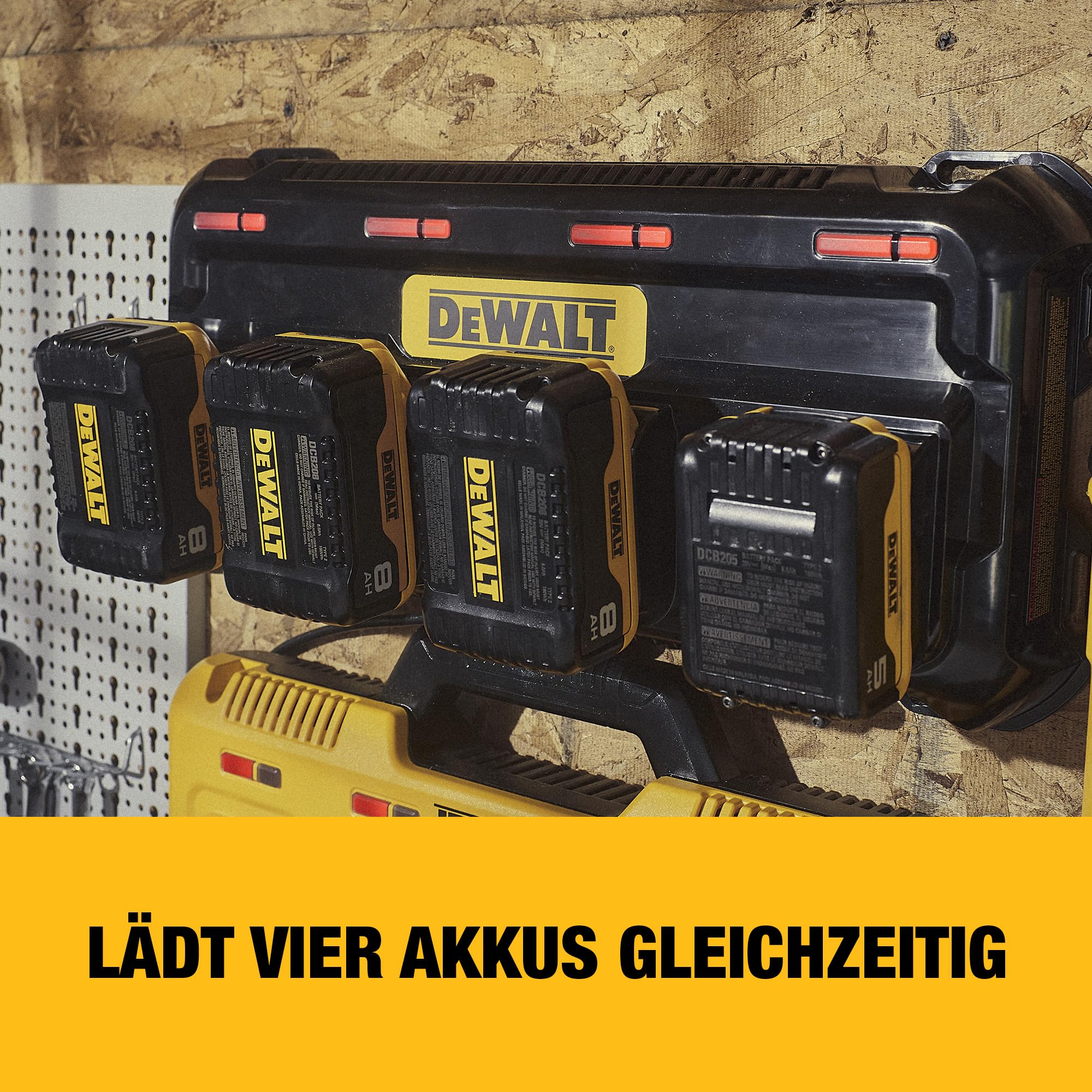 DEWALT XR Quadport-Ladegerät 4A, DCB1404-QW | Quadport-Ladegerät 4A für 4 Akkus 18V XR und 54V FlexVolt mit Lade-LED, Wärmeschutz, Kabelaufwicklung und Wandmontage.