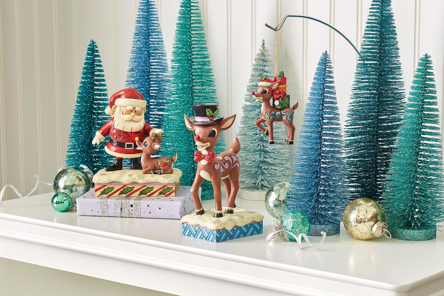 Enesco Rudolph Traditions by Jim Shore Santa Petting Rudolph Reindeer Lit Figurine- Stone Resin Hand Painted Crafted Collectible Rudolph Figurines with Lights Christmas Home Decor Statue, 6.3 Inch