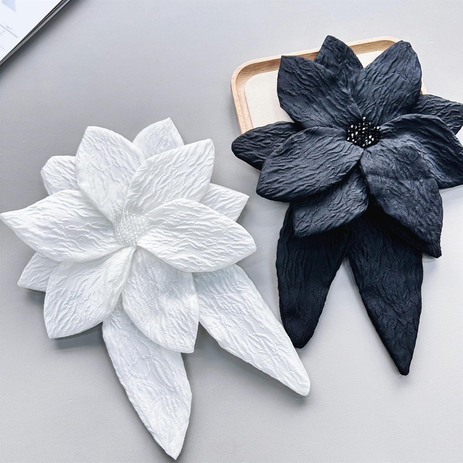 White Black 3D DIY Flower Applique Embroidery Fabric Beaded Lace Patches with Pin for DIY Wedding Evening Dress Decoration Clothing Sew On Patches Handmade (White)