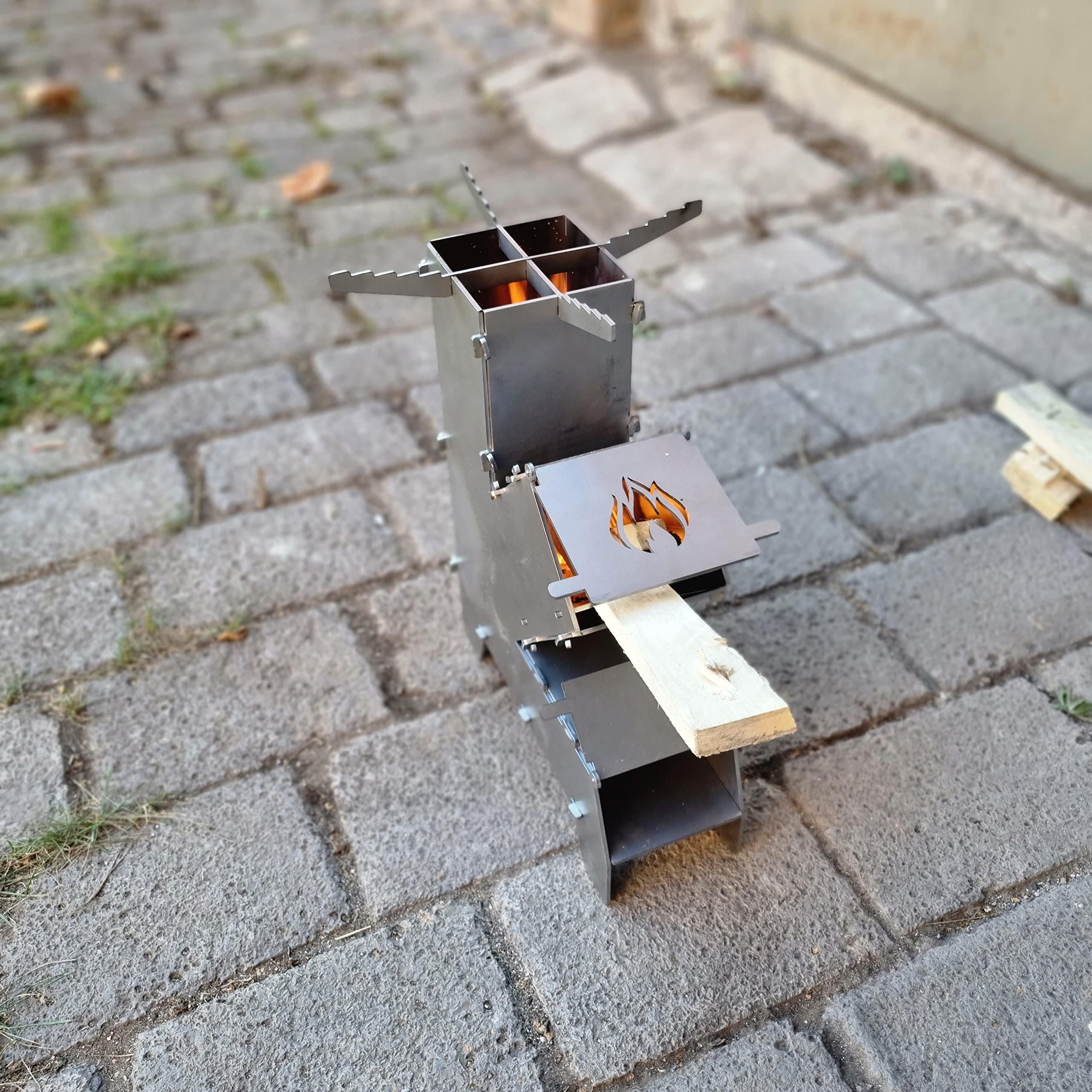 Fire World Poêle à fusée Rocket Stove - Système d'emboîtement en acier massif de 3 mm d'épaisseur - Pour barbecue, fusée, poêle à bois, camping, barbecue de camping - Fabriqué en Allemagne (moyen)
