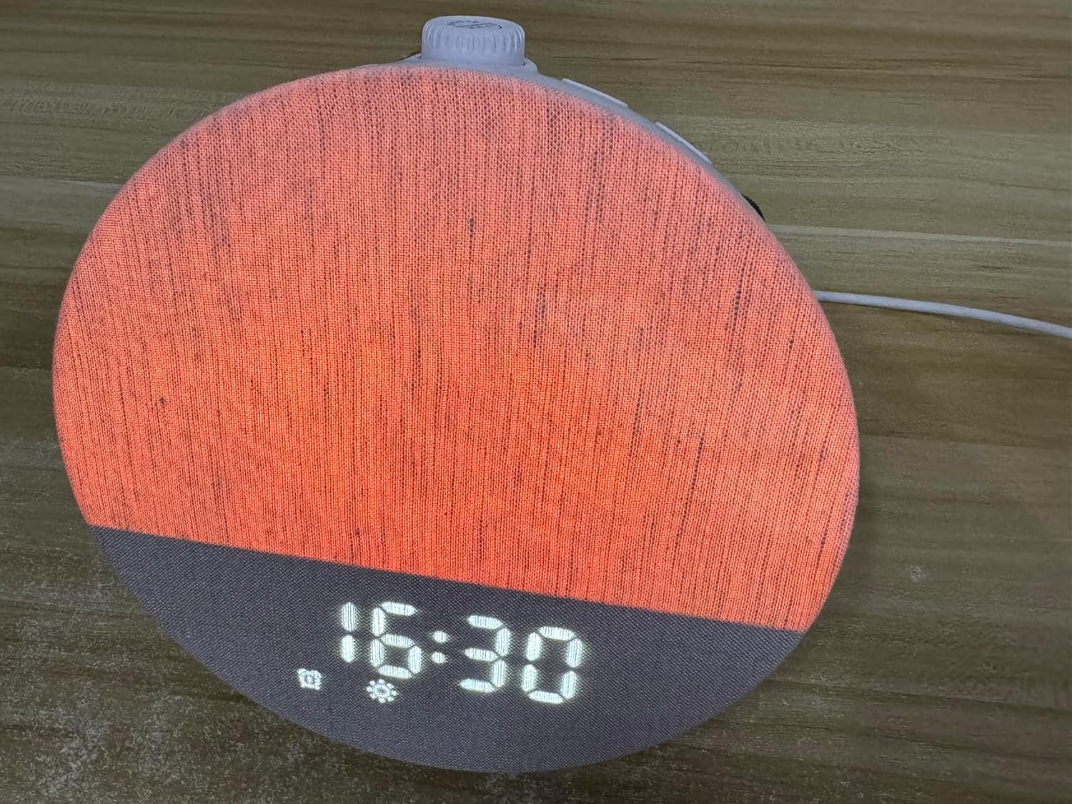 Wake-Up Light Sunrise Alarm Clock: Sound Machine with Sunrise Simulation, Bluetooth, Dual Alarms, Sleep Aid, 32 Natural Sounds, White Noise Machine for Stressed Adults Bedroom – YF4