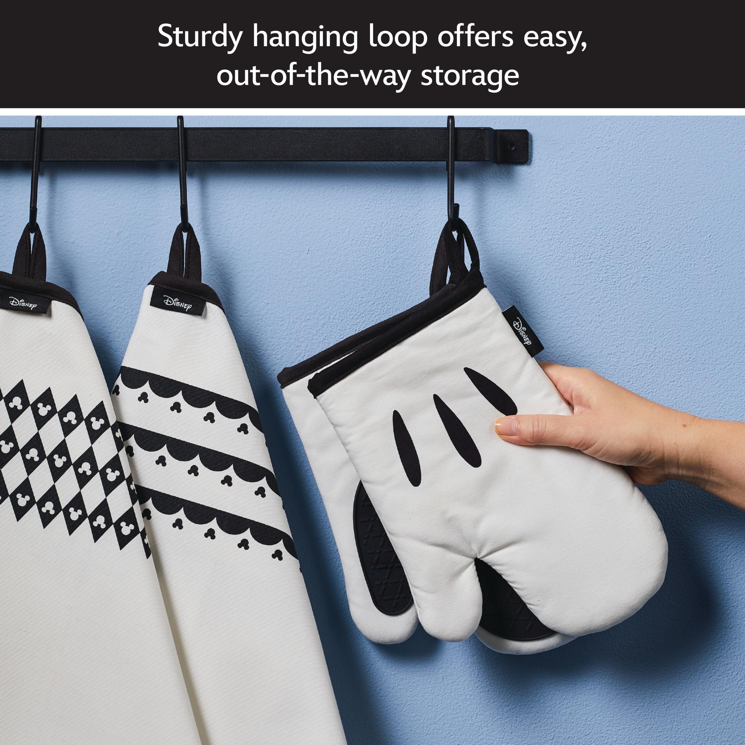 Farberware Disney Bake with Mickey Mouse Nonstick Bakeware Set/Baking Pans with Disney Home Oven Mitts, Cookie Pans, Muffin/Cupcake and Loaf Pan, 6 Piece - Black