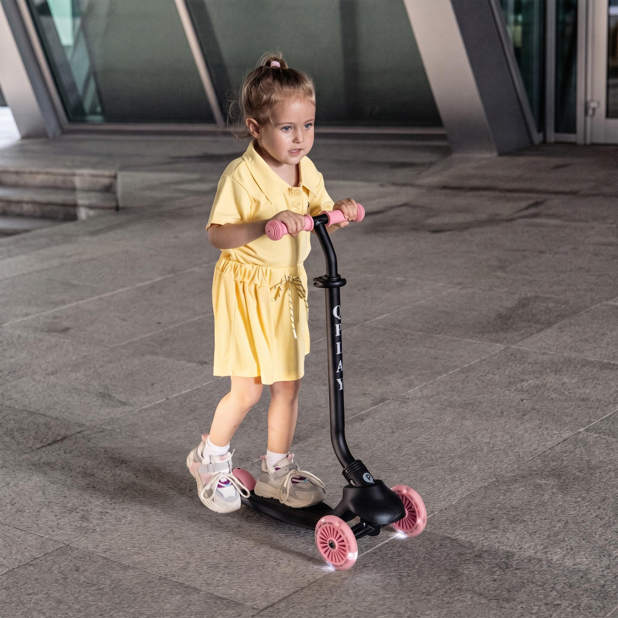 QPLAY Sema EVO Trottinette 6 en 1 avec siège, poignée de poussée, lumières LED sur roues et plateforme avec dynamo, de 1 à 6 ans, charge maximale de 50 kg, pliable