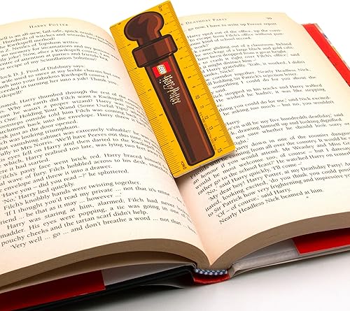 Miniatura 8 de LEGO Harry Potter Box Set  Pen Pal, incluye membrete, sobres, bolígrafo de gel de escoba, tarjetas postales, hoja de calcomanías, cinta de papel en