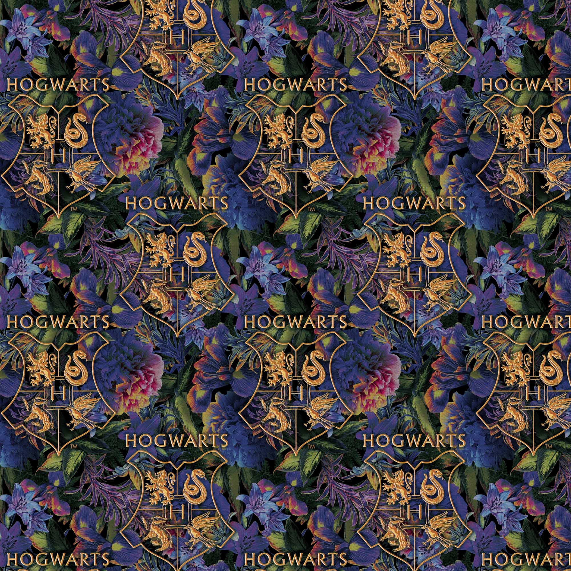 CamelotHarry Potter Cotton Precut 2yd Floral Hogwarts