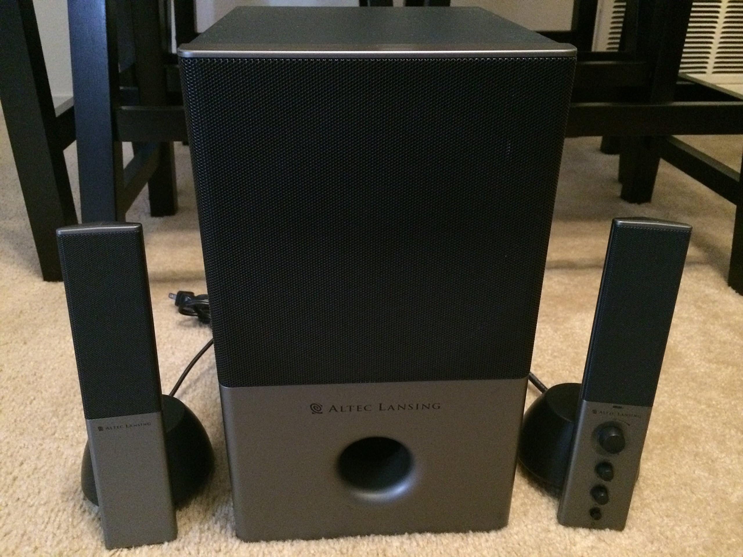 Altec Lansing VS4121 2.1 Computer Speaker System, 3 Piece