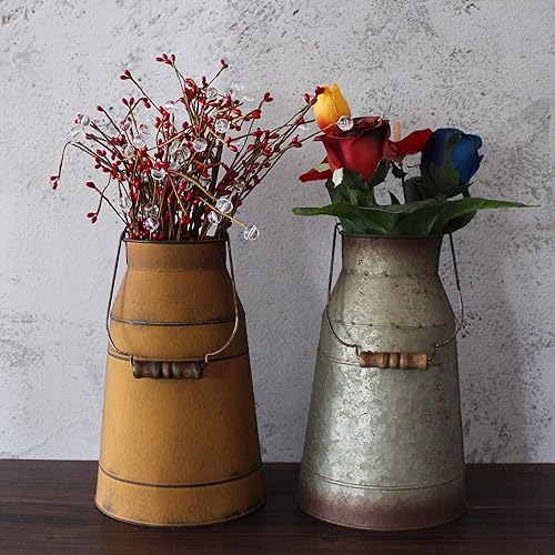 Miniatura 3 de CVHOMEDECO. Lata de leche de metal galvanizado de 10 pulgadas con mango de madera, jarrón rústico antiguo para decoración del hogar y el jardín. Gris