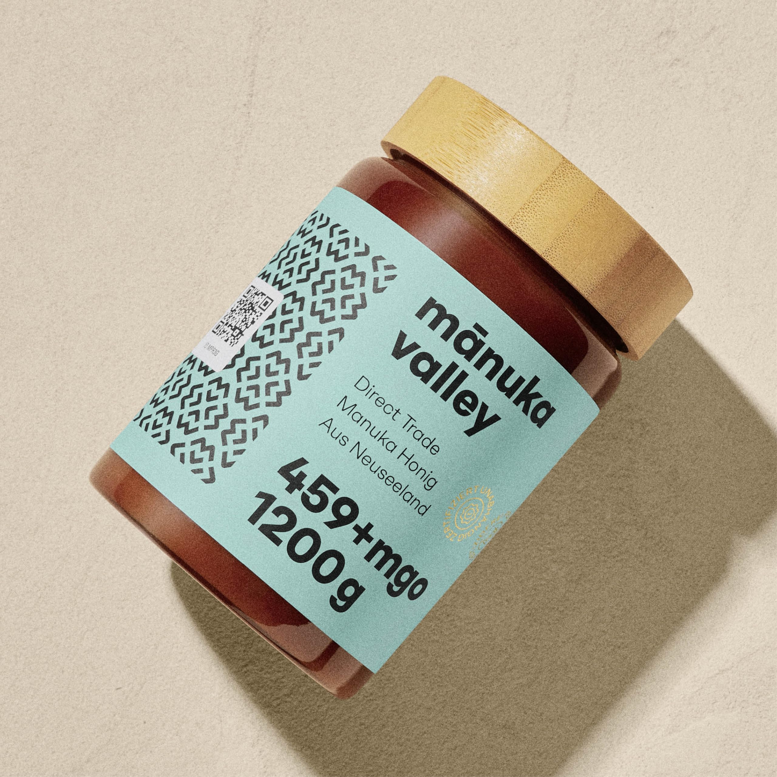 MANUKA VALLEY – Manuka Honig mit 459+ MGO im Glas. 1.200 g. Laborgeprüft und zertifiziert – 100 % natürlicher Manuka-Honig aus Neuseeland. Cremig, zart und mit subtiler, erdiger Note